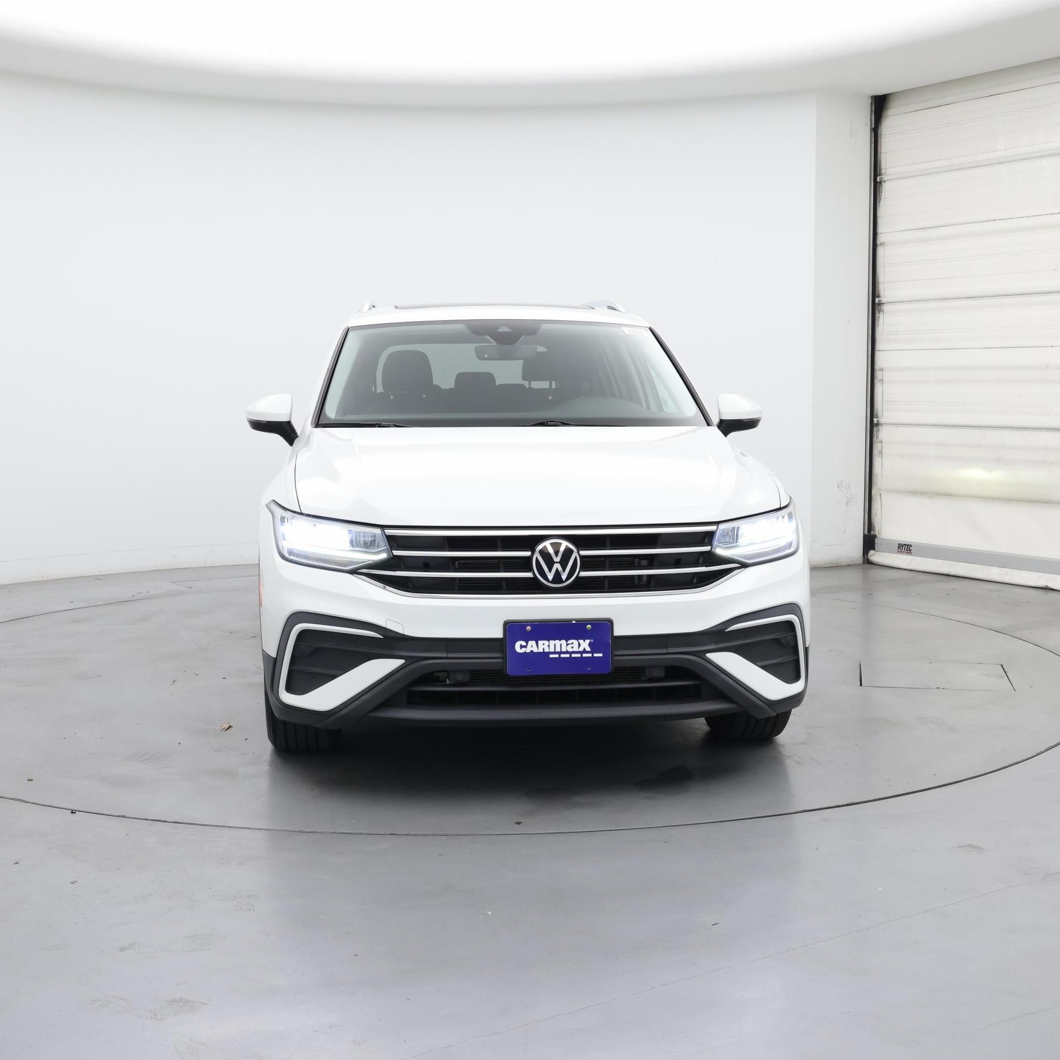 Thumbnail: 2022 Volkswagen Tiguan - 5