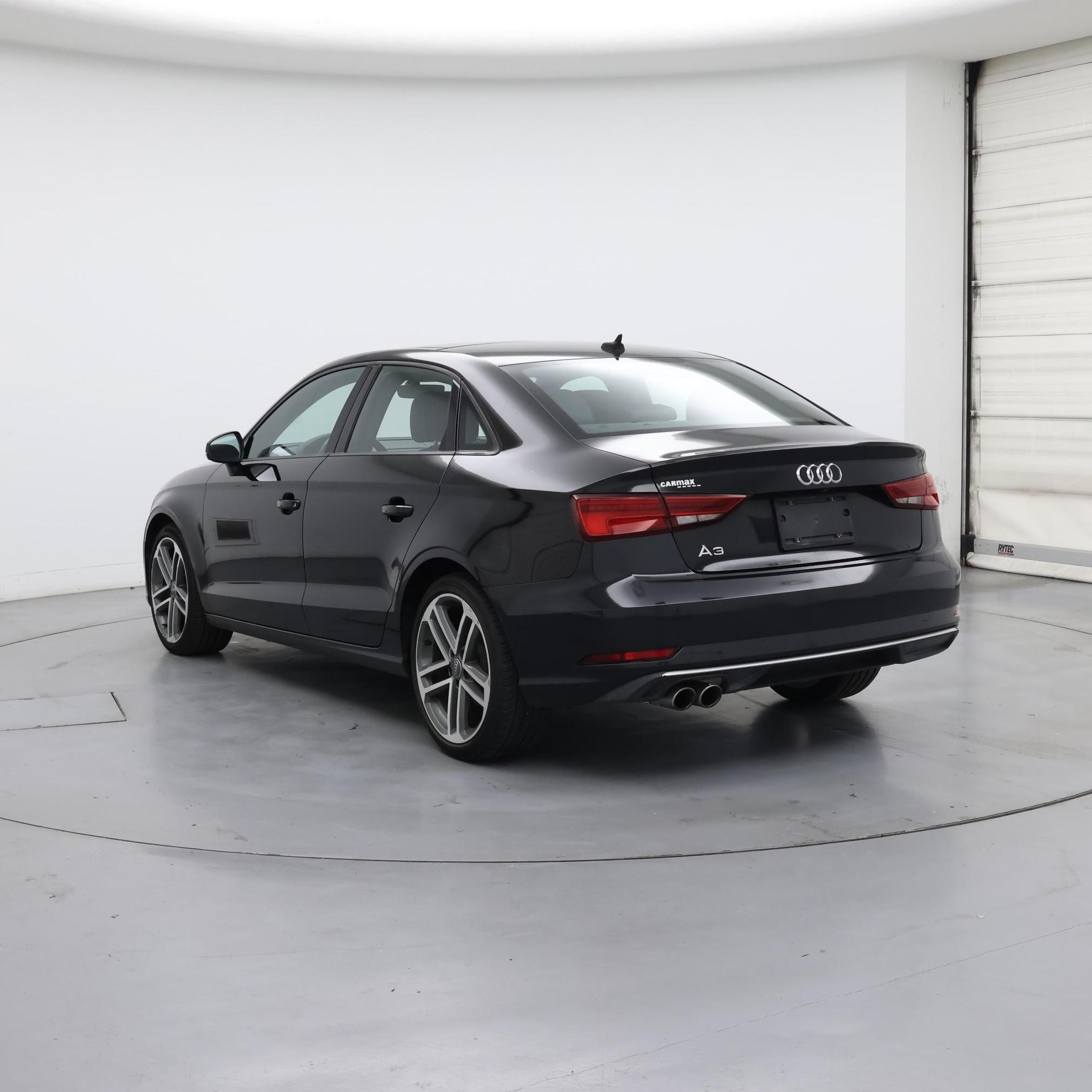 Thumbnail: 2017 Audi A3 - 2