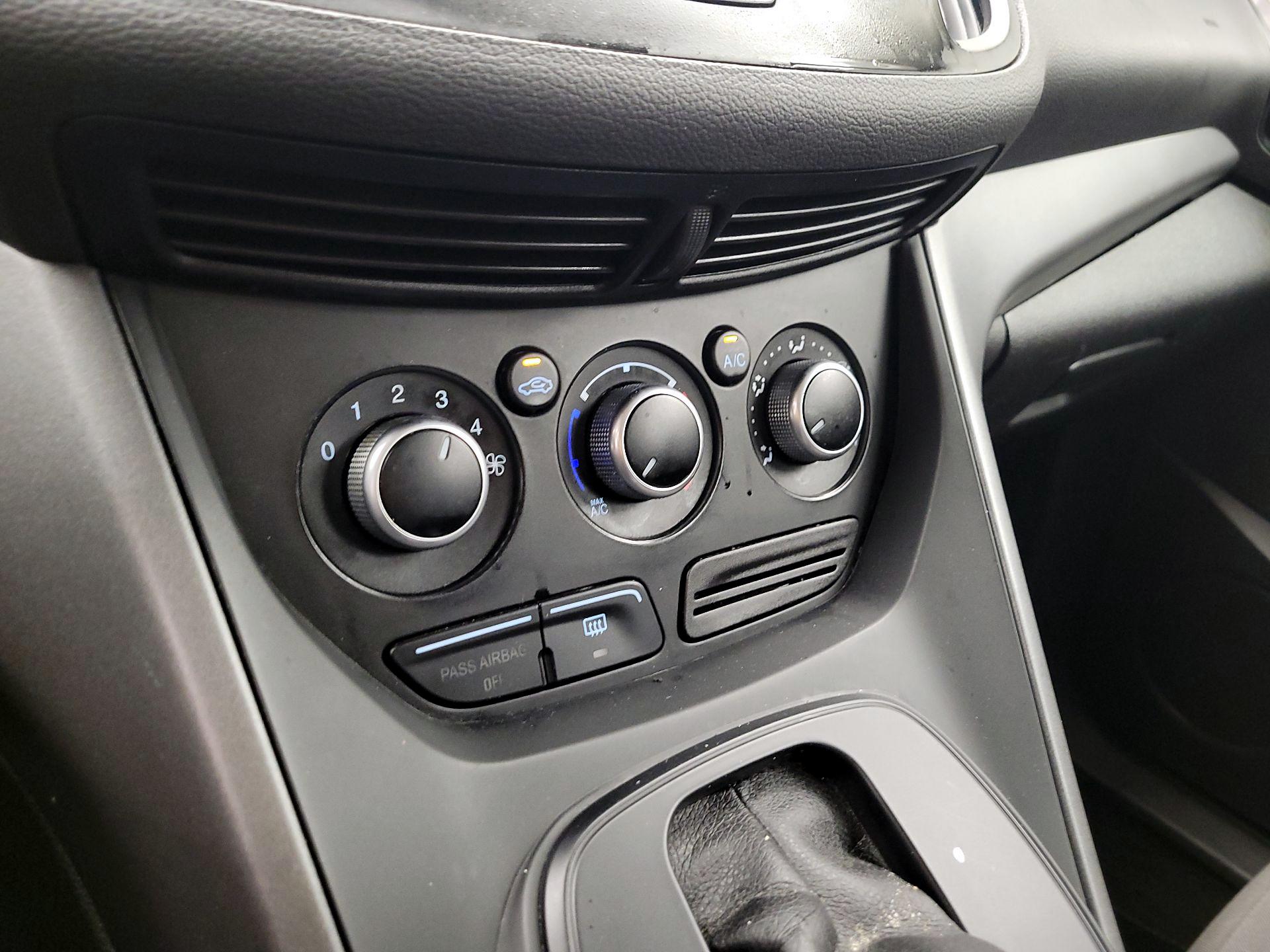 Thumbnail: 2014 Ford Escape - 16