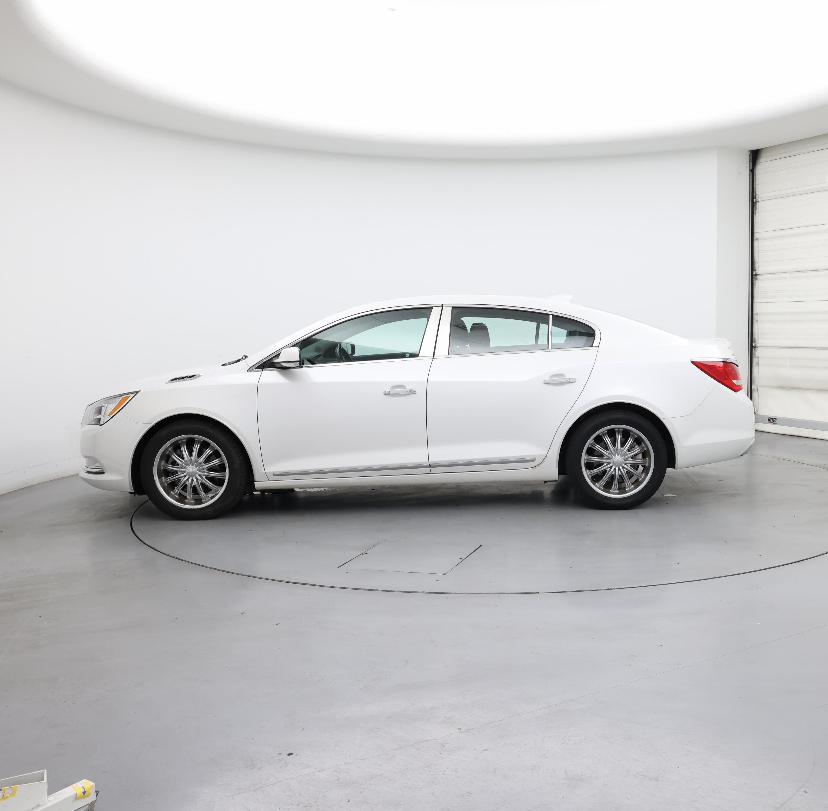 Thumbnail: 2015 Buick LaCrosse - 3