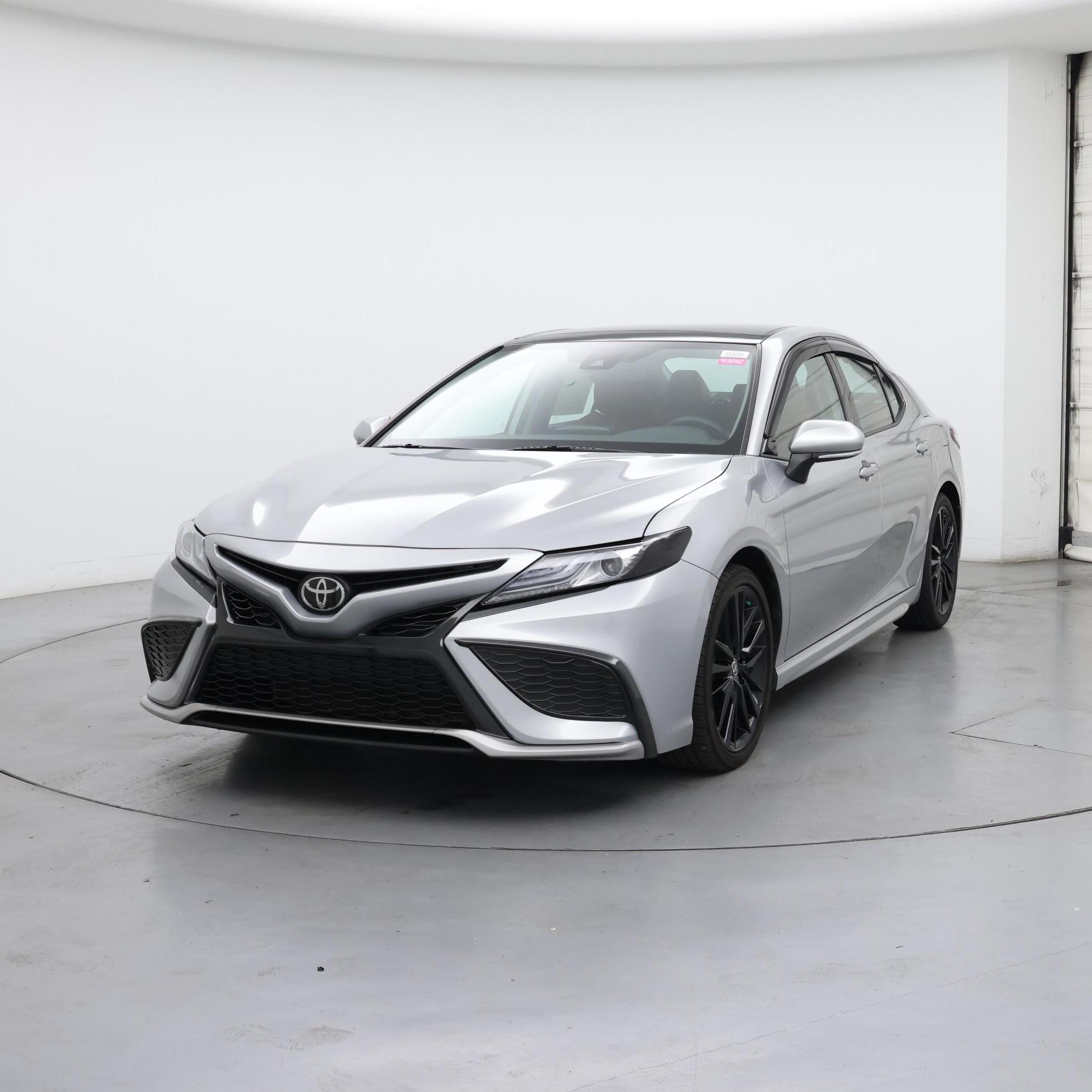 Thumbnail: 2022 Toyota Camry - 4