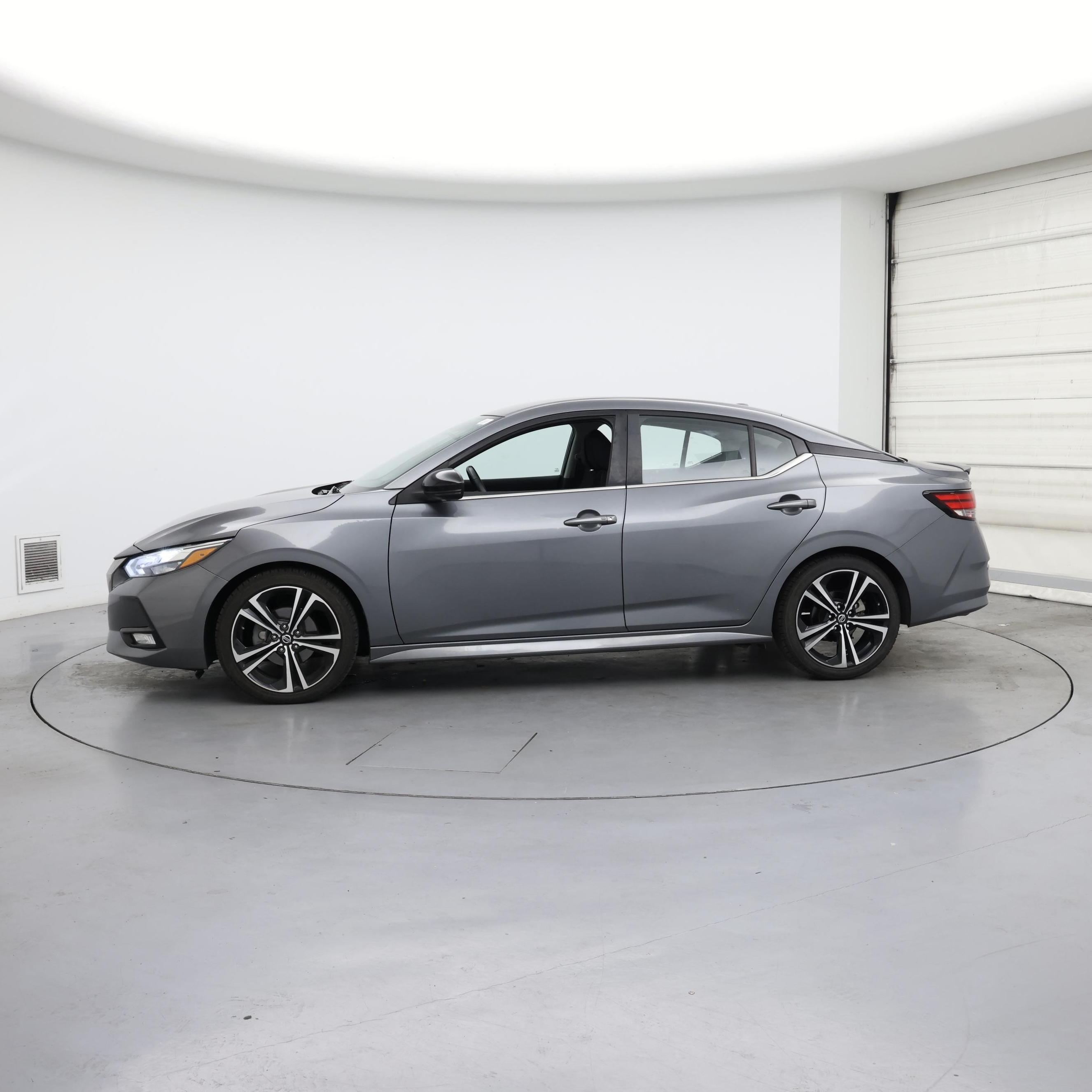 Thumbnail: 2021 Nissan Sentra - 3