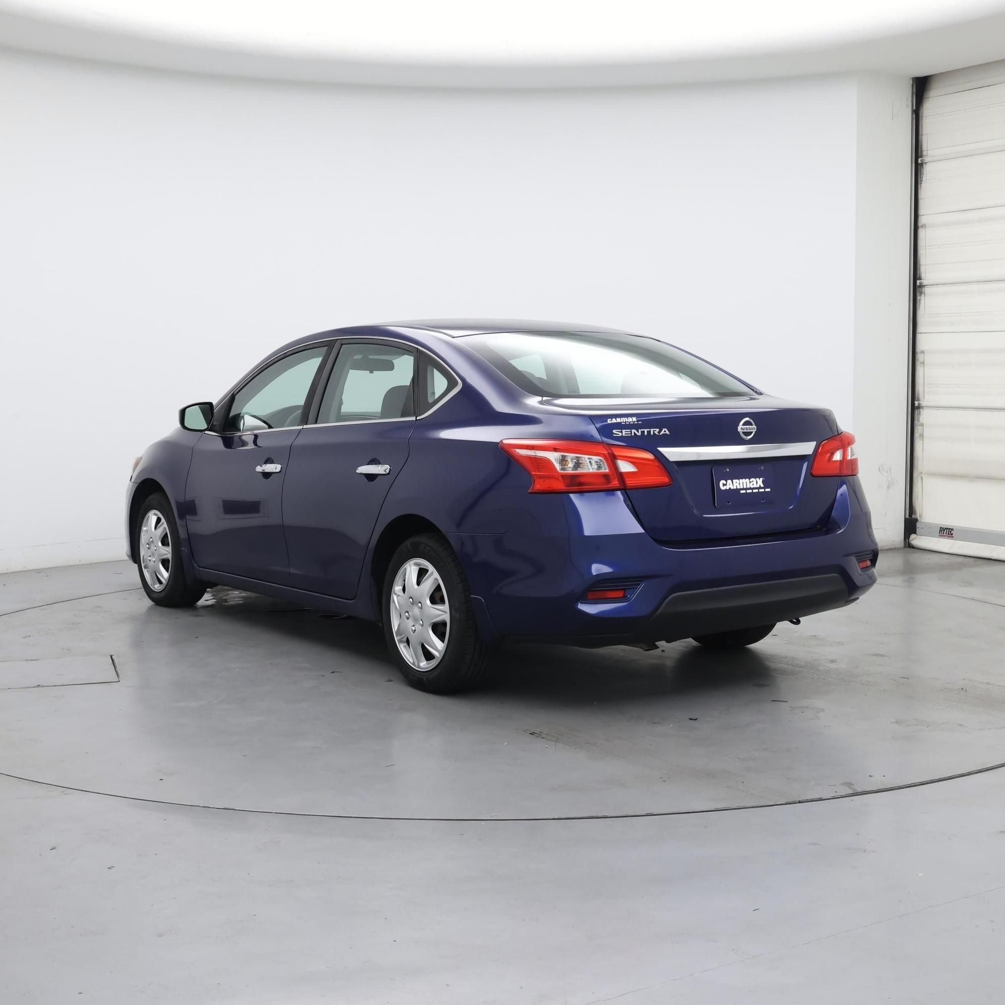 Thumbnail: 2017 Nissan Sentra - 2