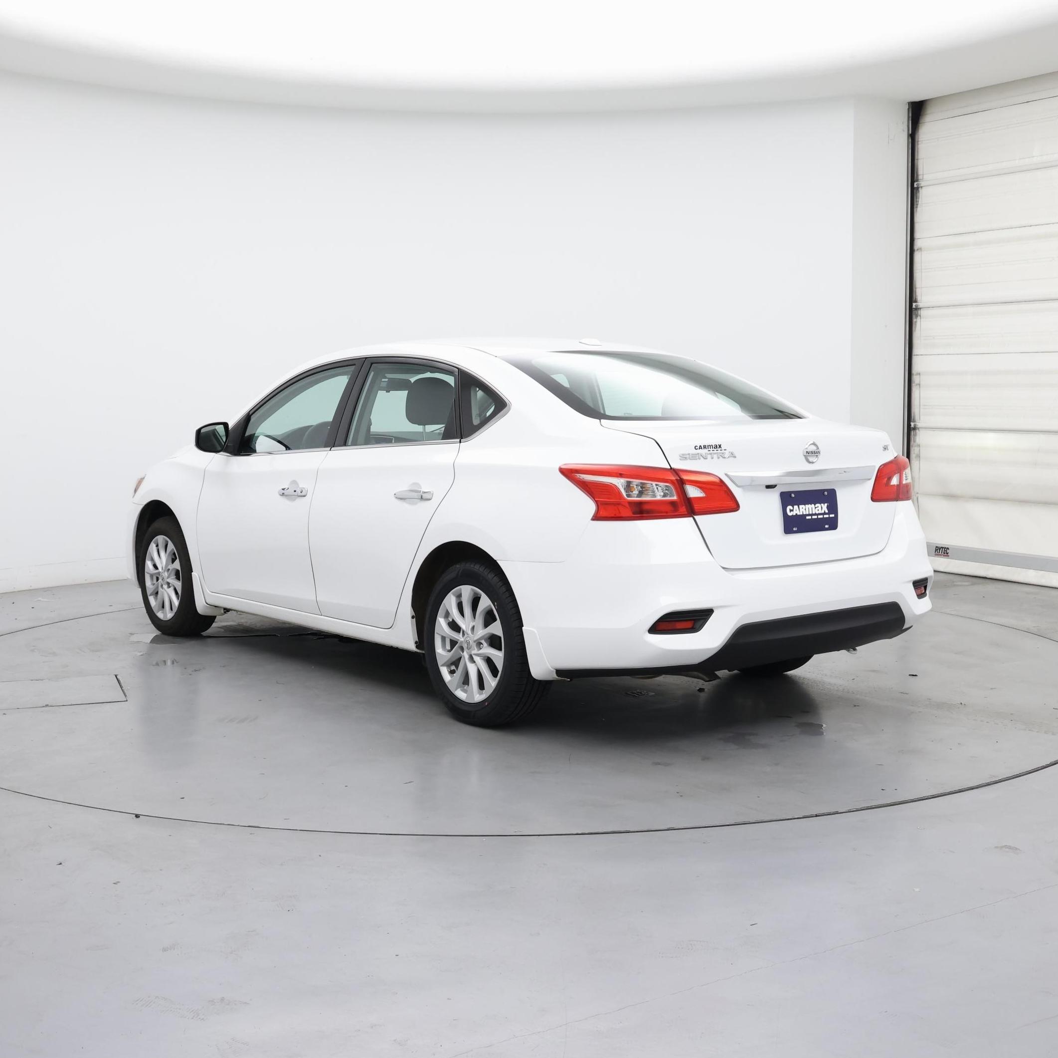 Thumbnail: 2019 Nissan Sentra - 2