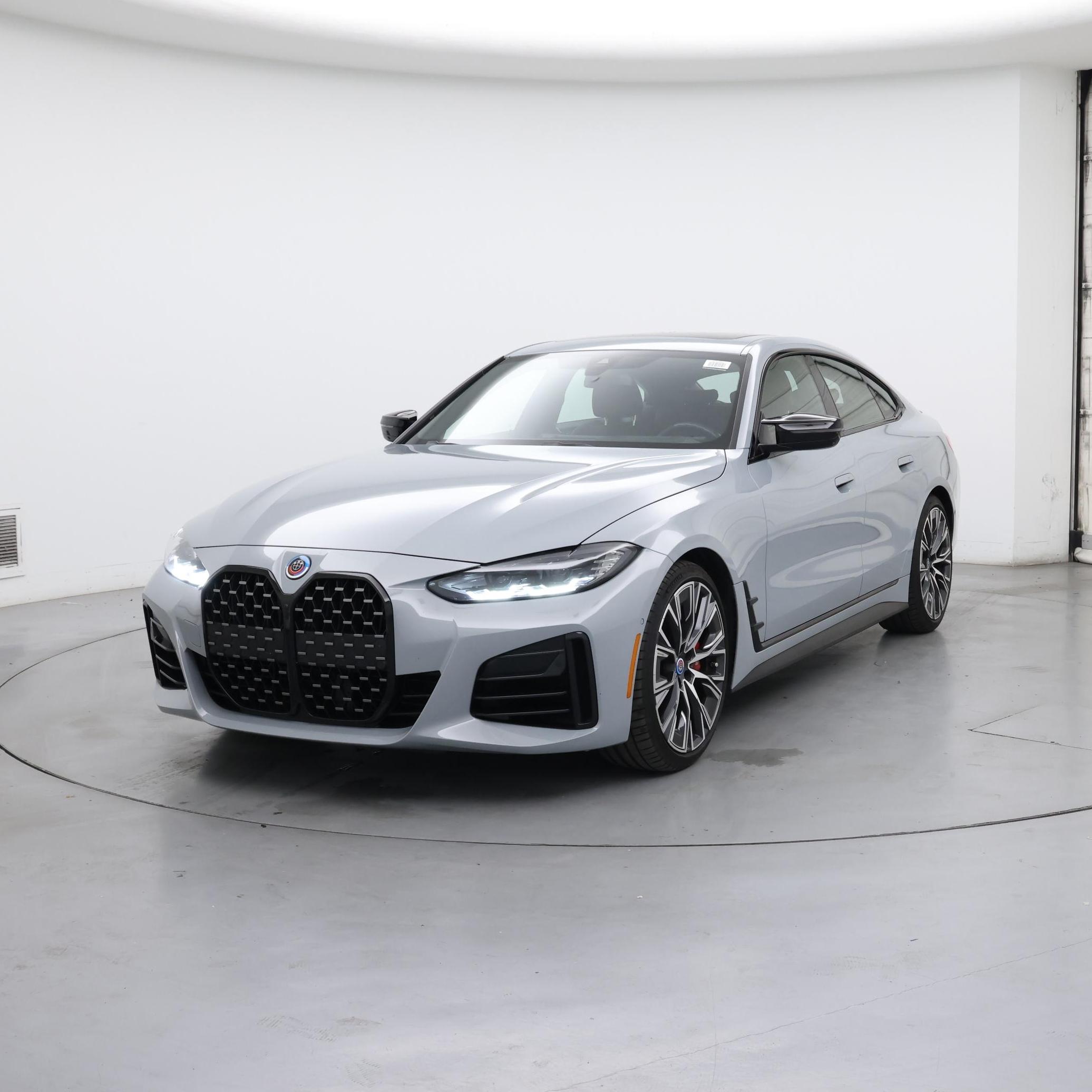 Thumbnail: 2024 BMW 4 Series - 4