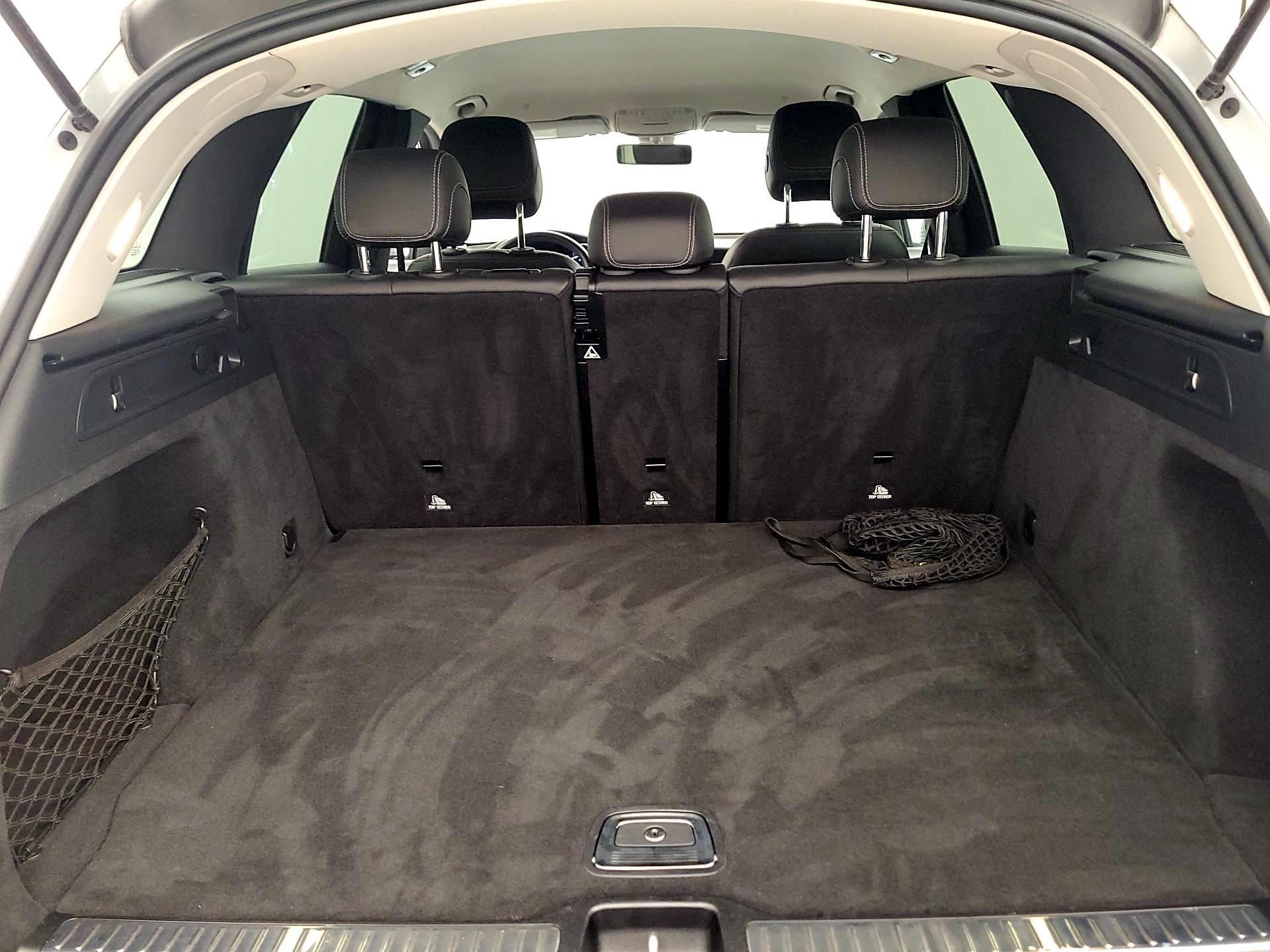 Thumbnail: 2020 Mercedes-Benz GLC - 16