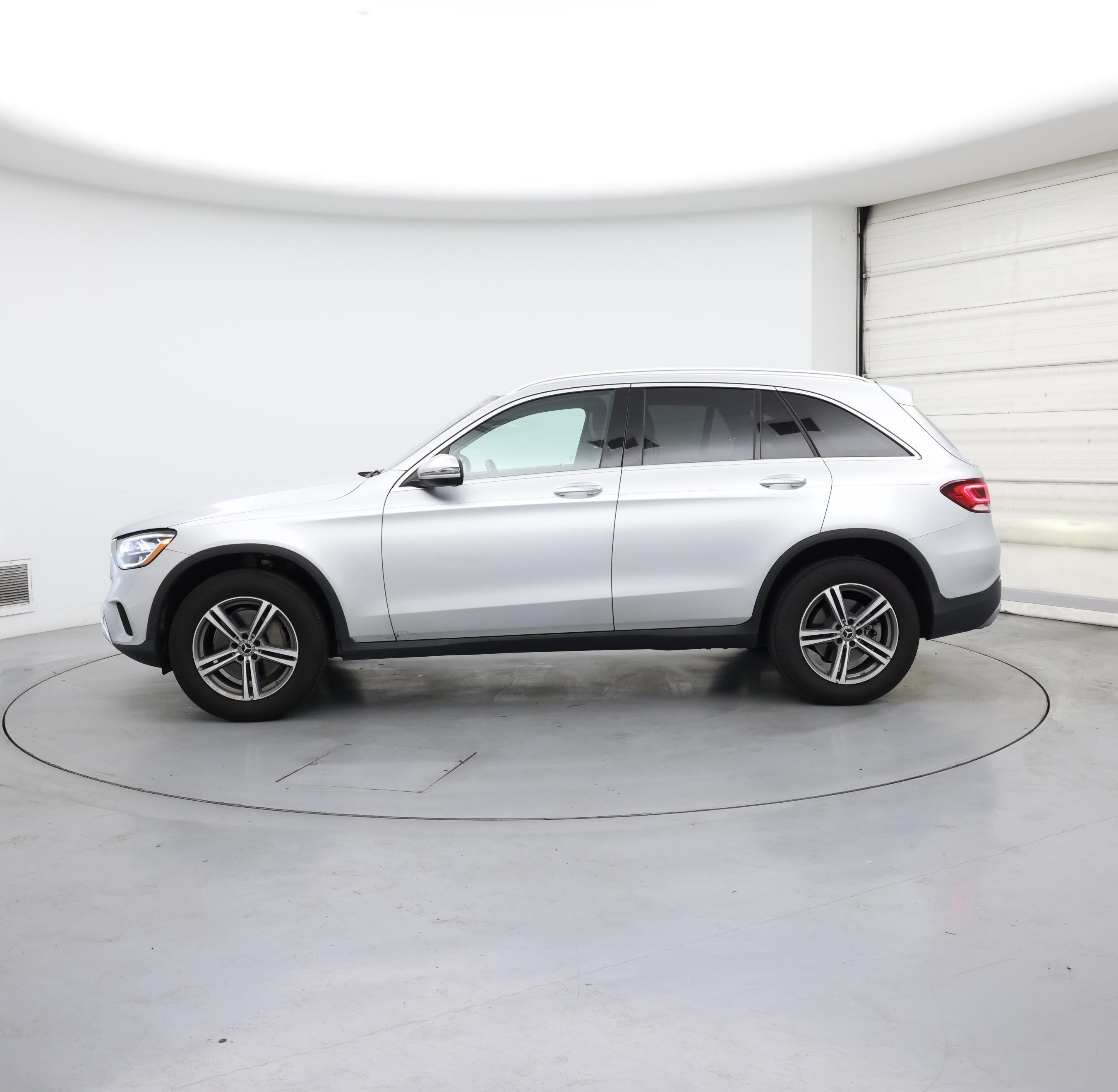 Thumbnail: 2020 Mercedes-Benz GLC - 3