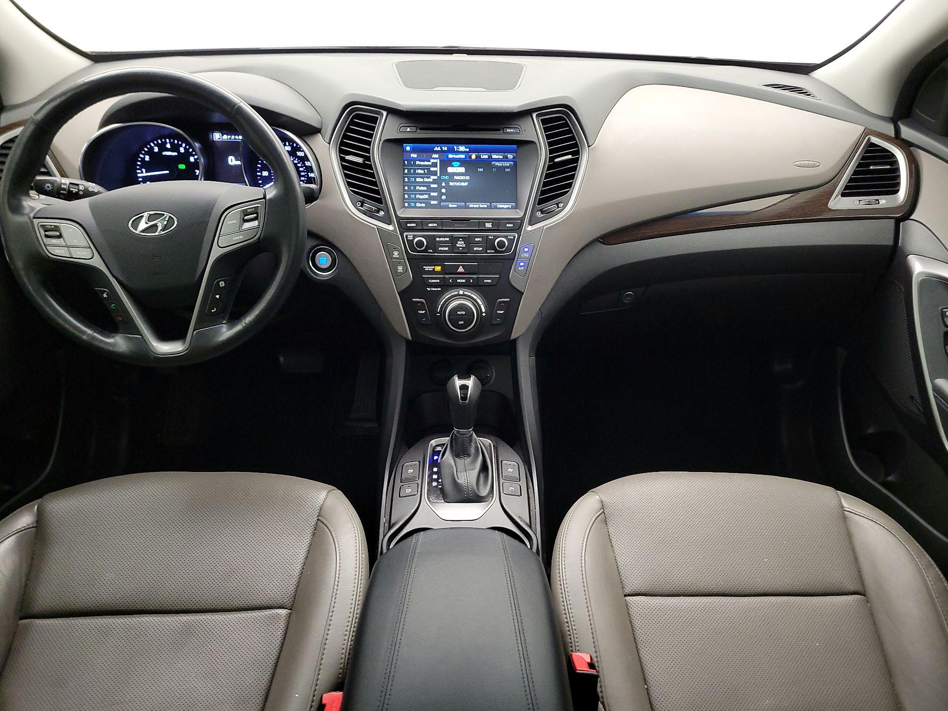 Thumbnail: 2017 Hyundai Santa Fe - 9