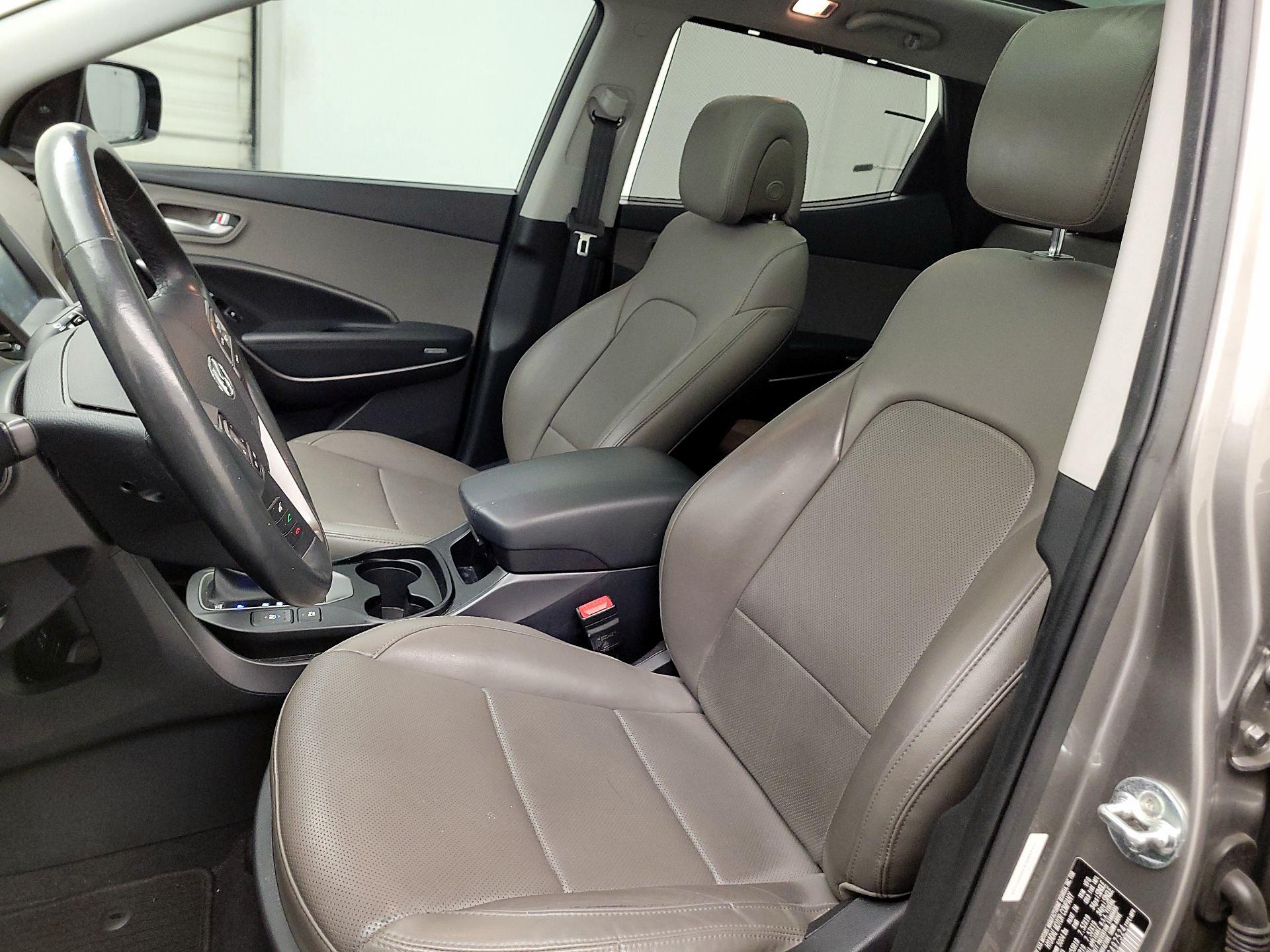 Thumbnail: 2017 Hyundai Santa Fe - 11