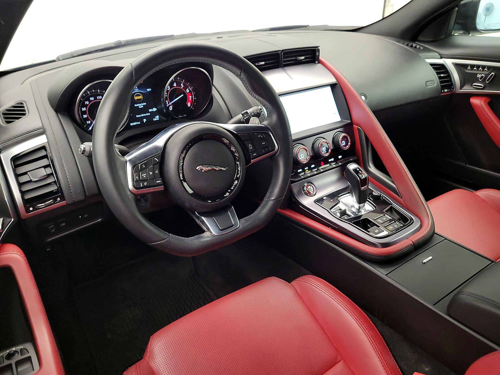 Thumbnail: 2019 Jaguar F-Type - 9