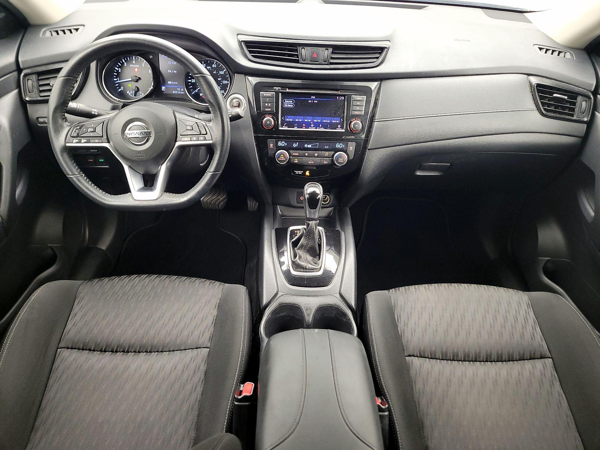 Thumbnail: 2020 Nissan Rogue - 9