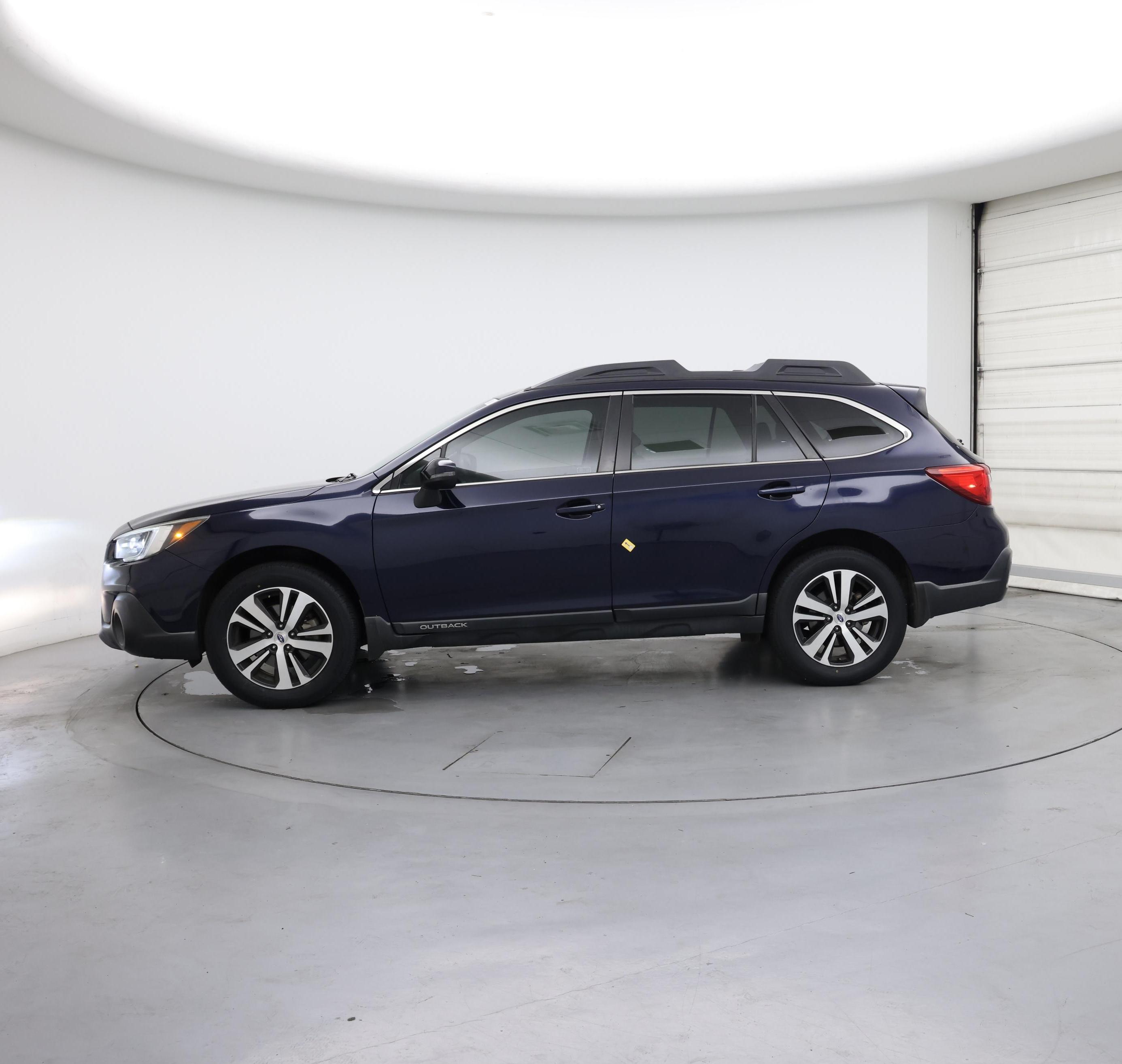 Thumbnail: 2018 Subaru Outback - 3