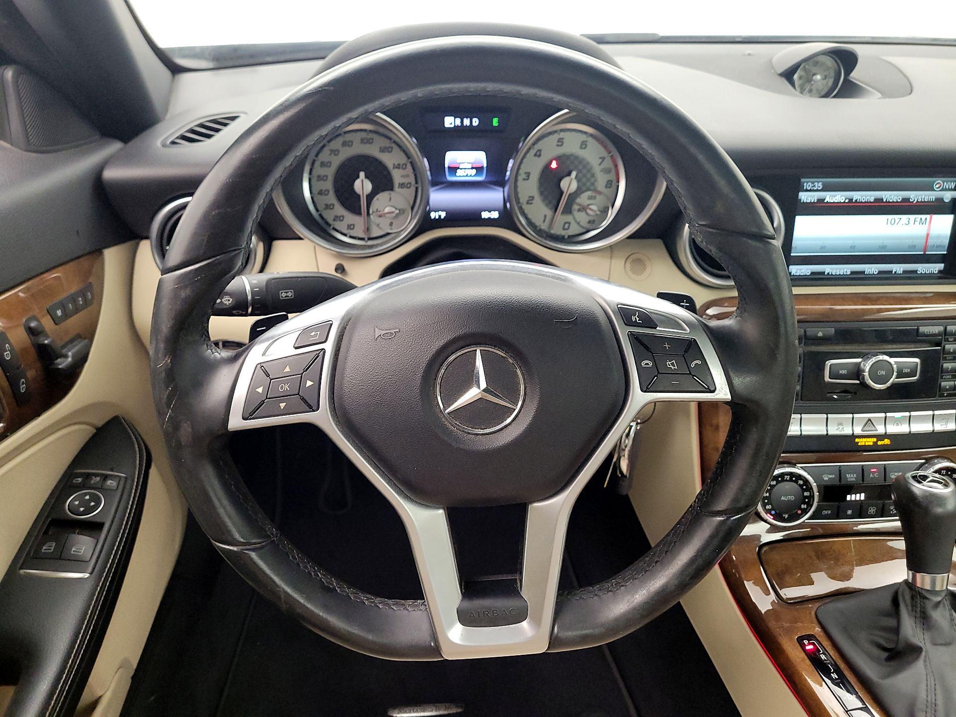 Thumbnail: 2016 Mercedes-Benz SLK - 10