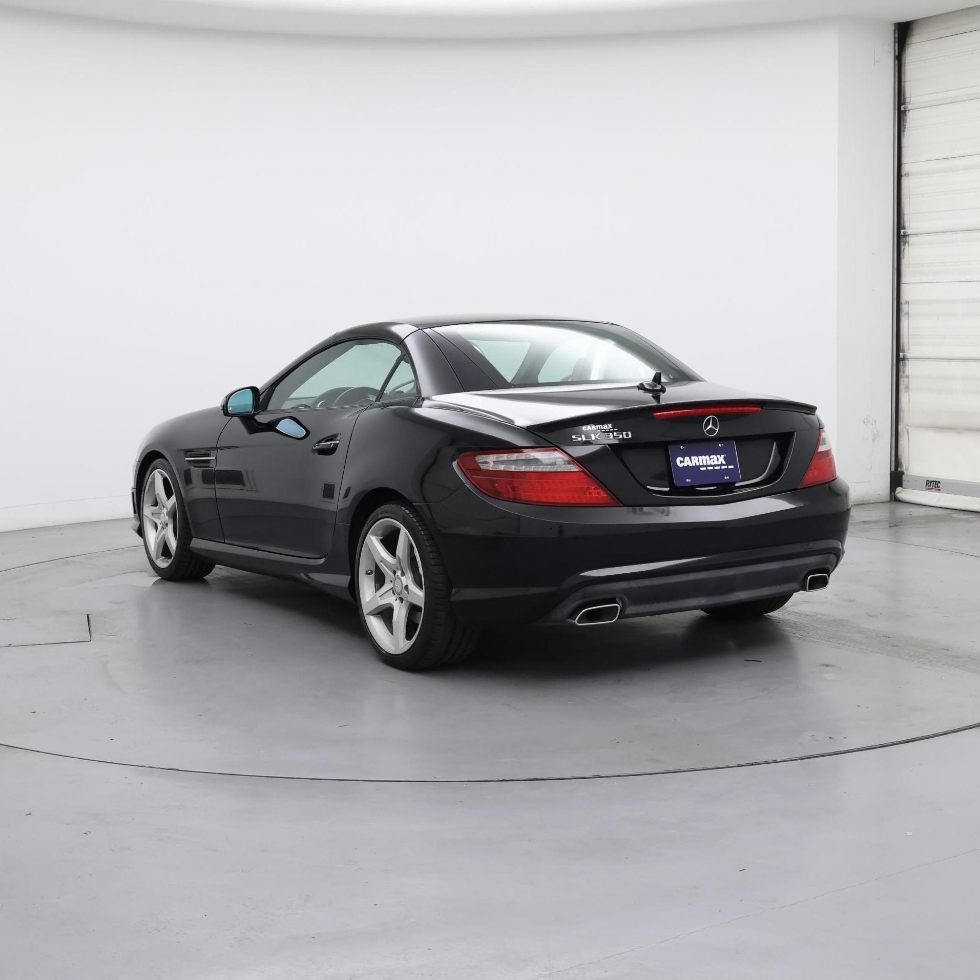 Thumbnail: 2016 Mercedes-Benz SLK - 2