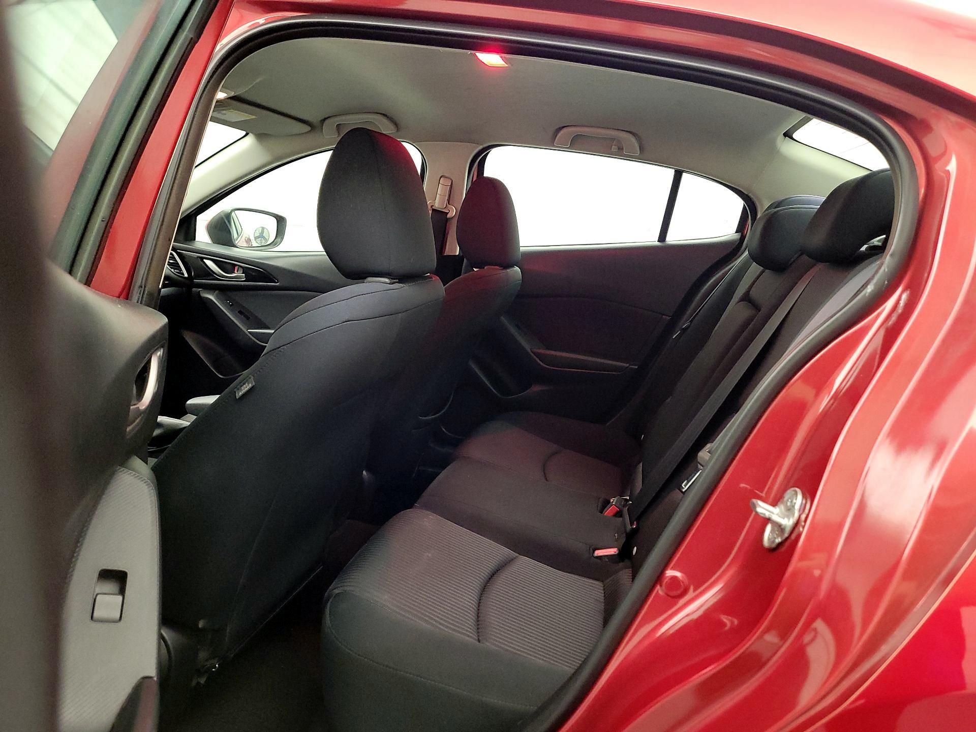 Thumbnail: 2015 Mazda Mazda3 - 19