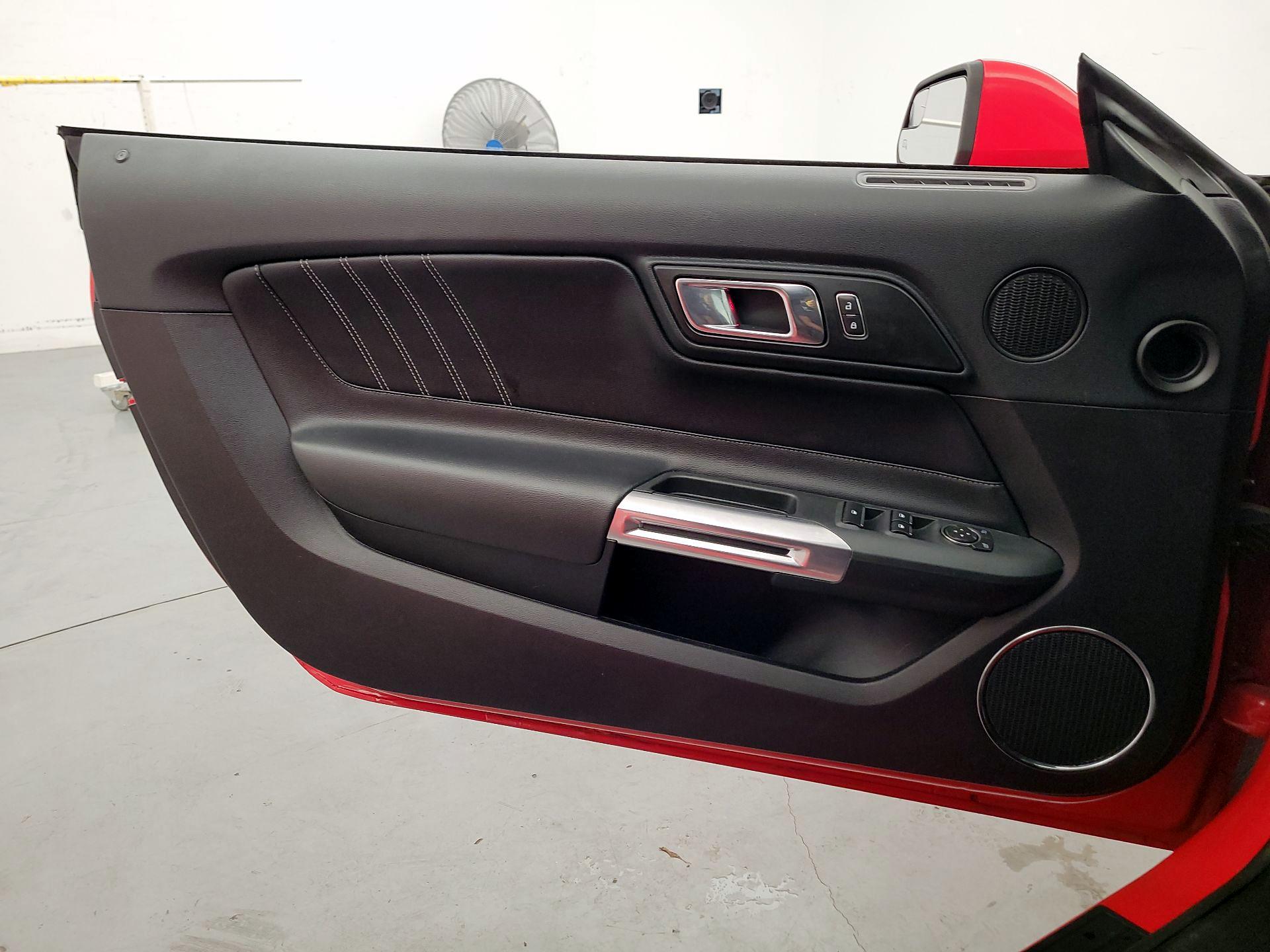 Thumbnail: 2019 Ford Mustang - 12
