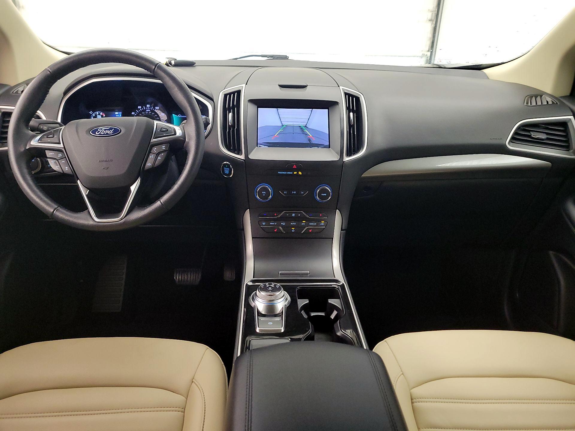 Thumbnail: 2019 Ford Edge - 9