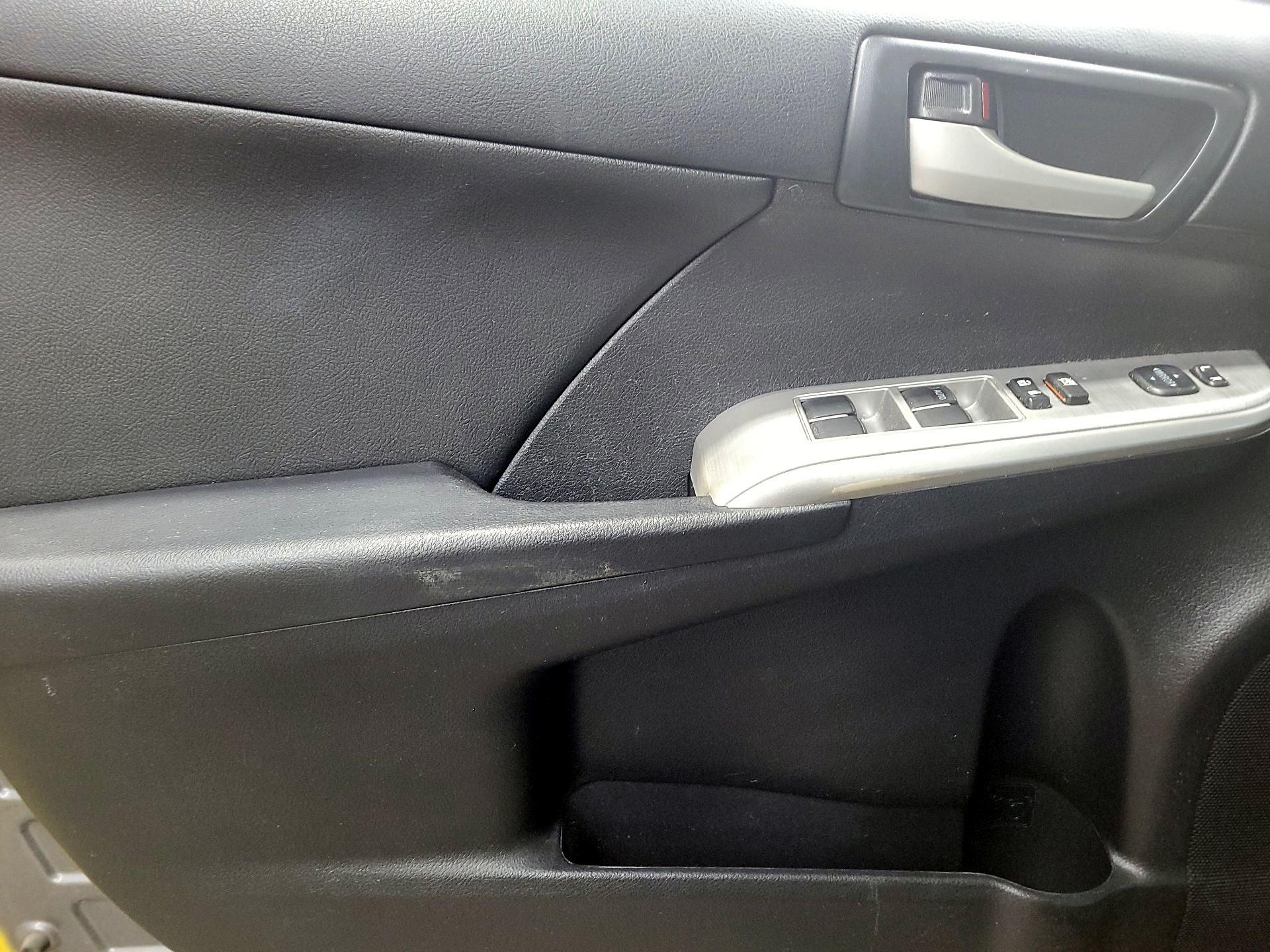 Thumbnail: 2014 Toyota Camry - 12