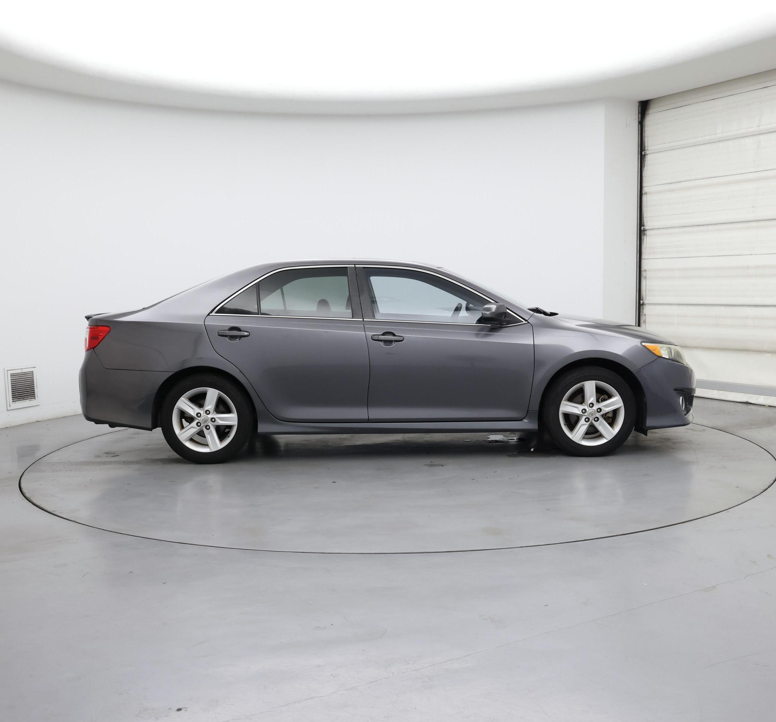 Thumbnail: 2014 Toyota Camry - 7