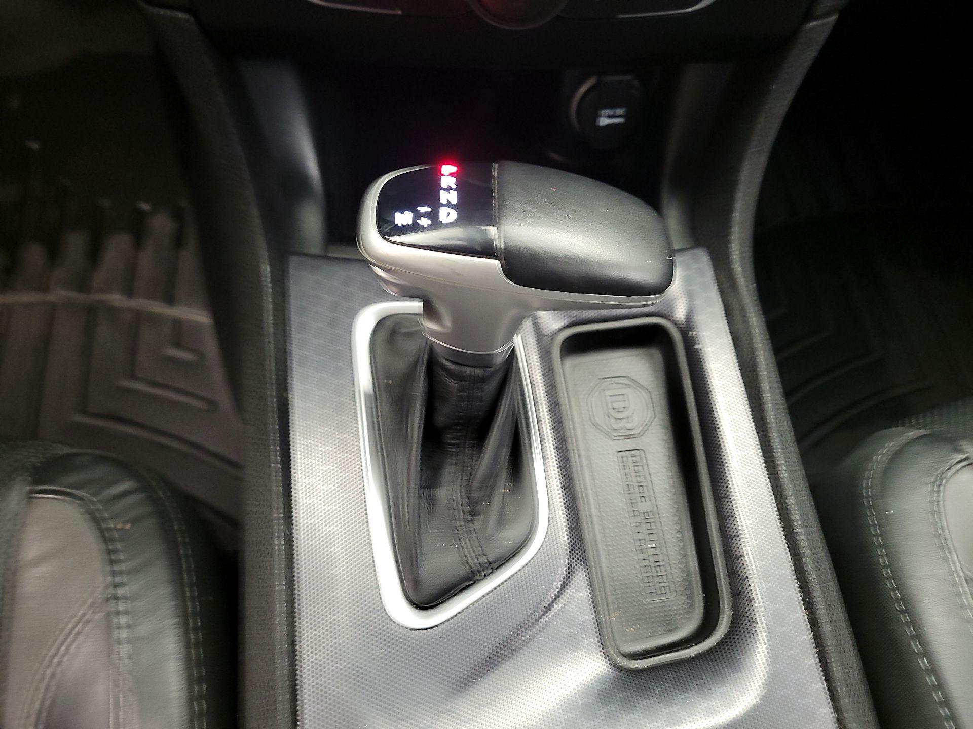Thumbnail: 2016 Dodge Charger - 17