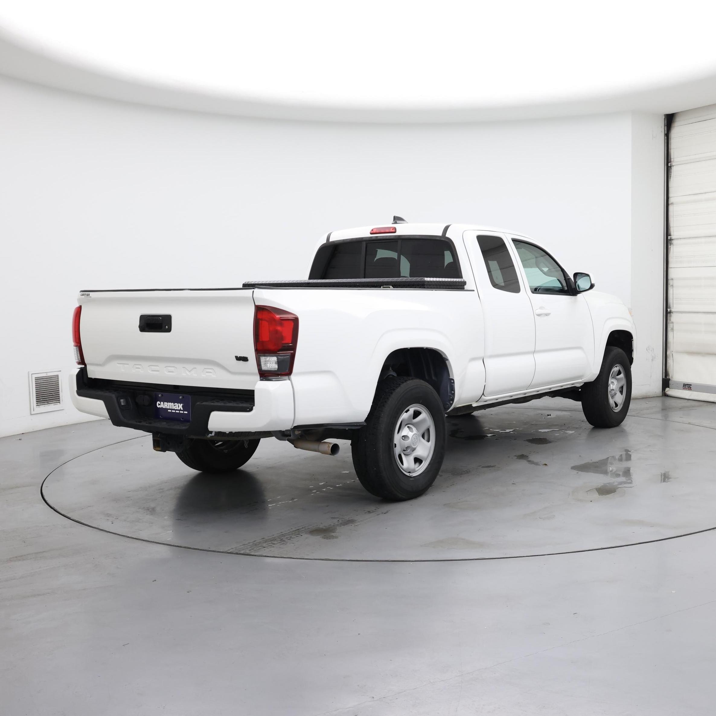 Thumbnail: 2022 Toyota Tacoma - 8