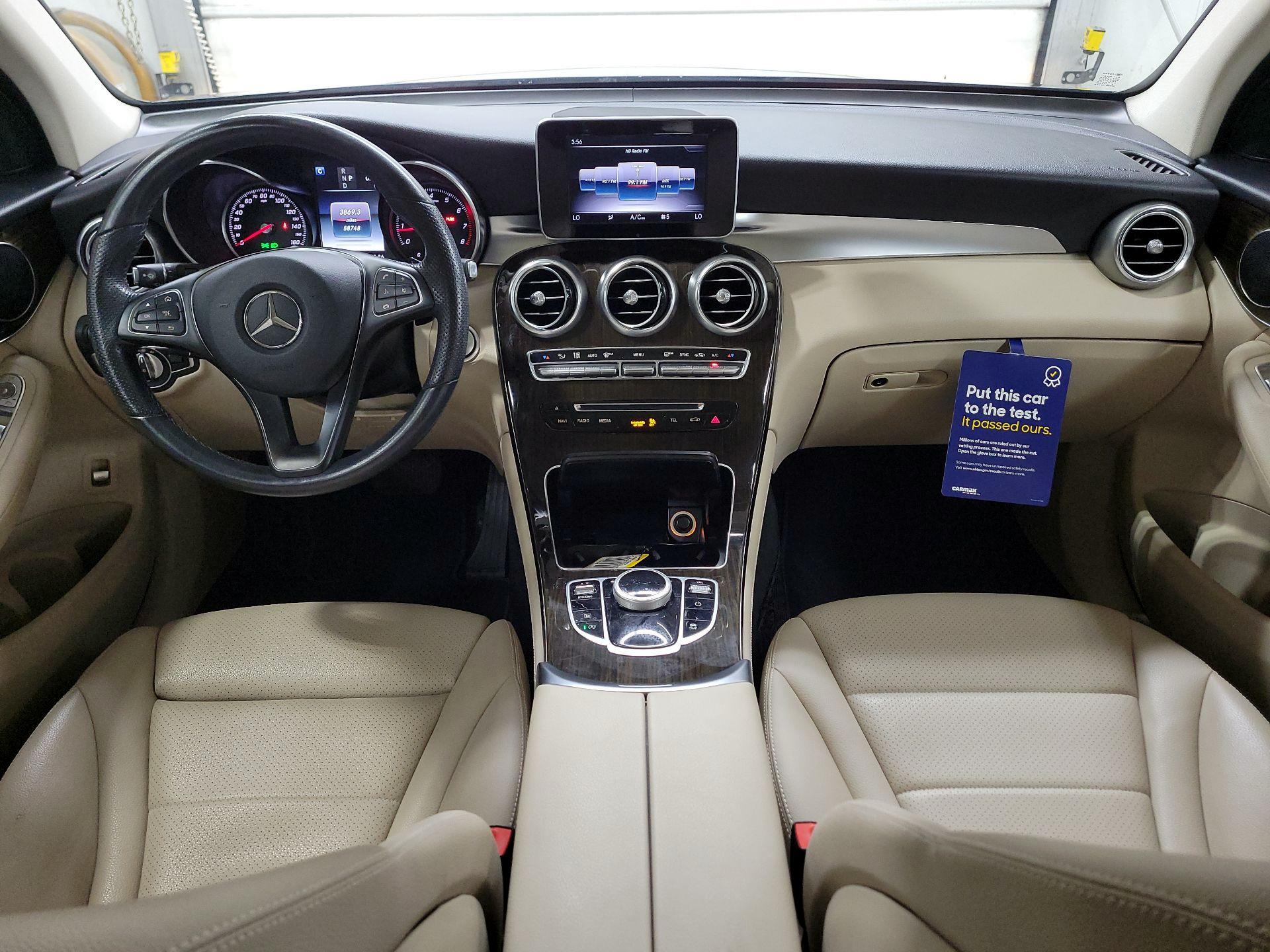 Thumbnail: 2019 Mercedes-Benz GLC - 9