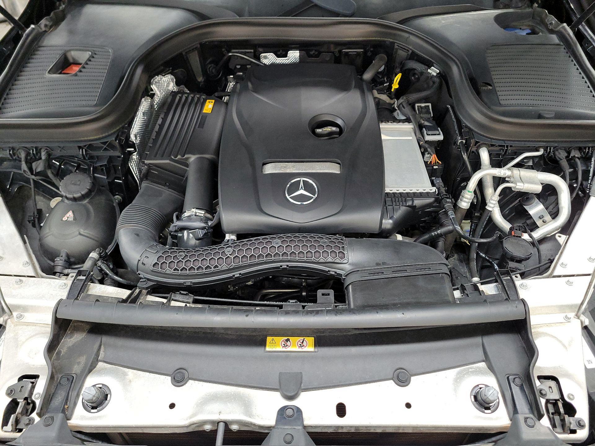 Thumbnail: 2019 Mercedes-Benz GLC - 20
