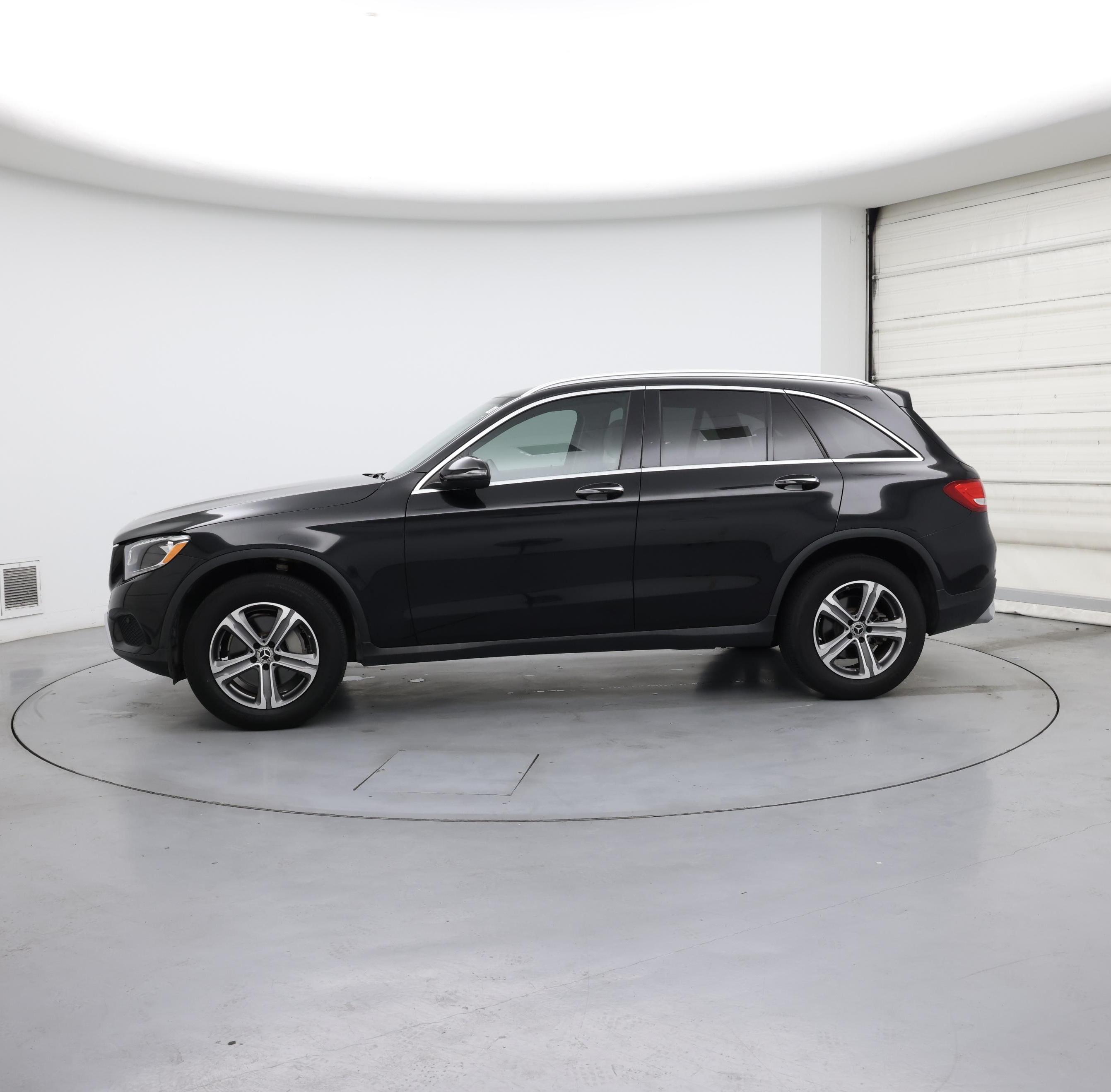 Thumbnail: 2019 Mercedes-Benz GLC - 3