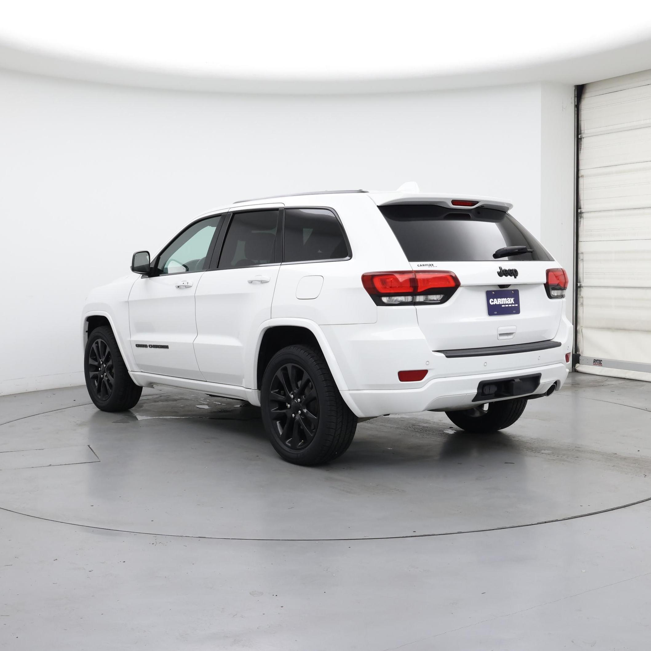 Thumbnail: 2020 Jeep Grand Cherokee - 2