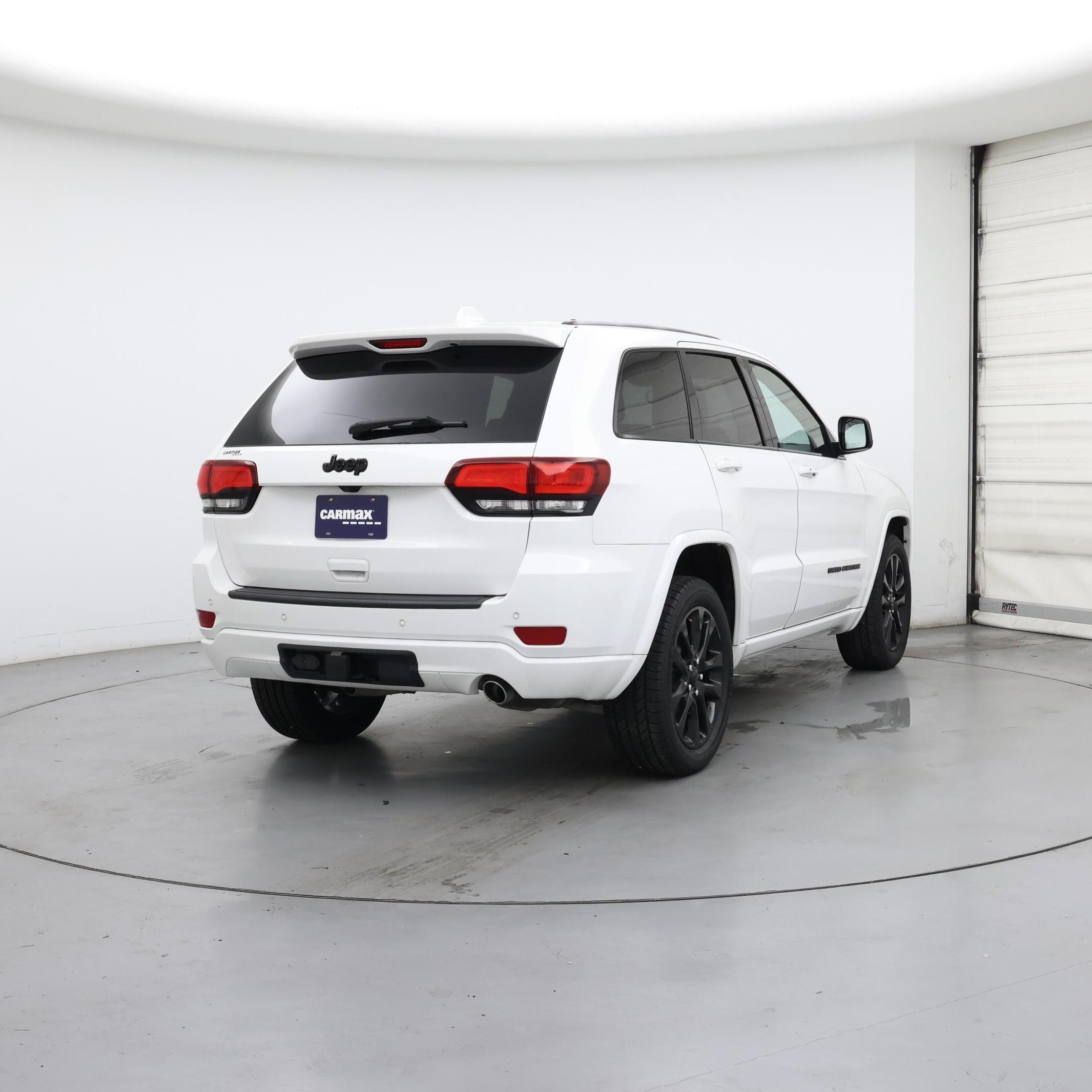 Thumbnail: 2020 Jeep Grand Cherokee - 8