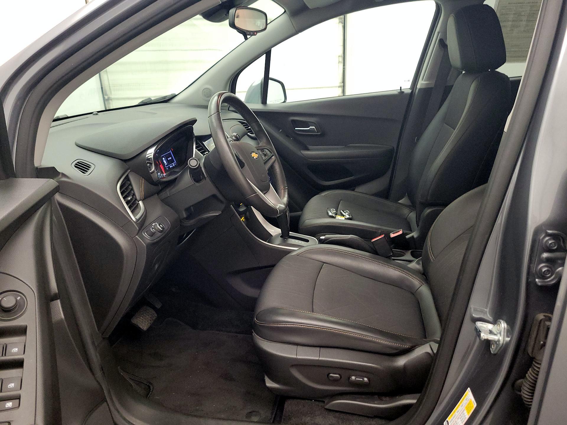 Thumbnail: 2019 Chevrolet Trax - 11