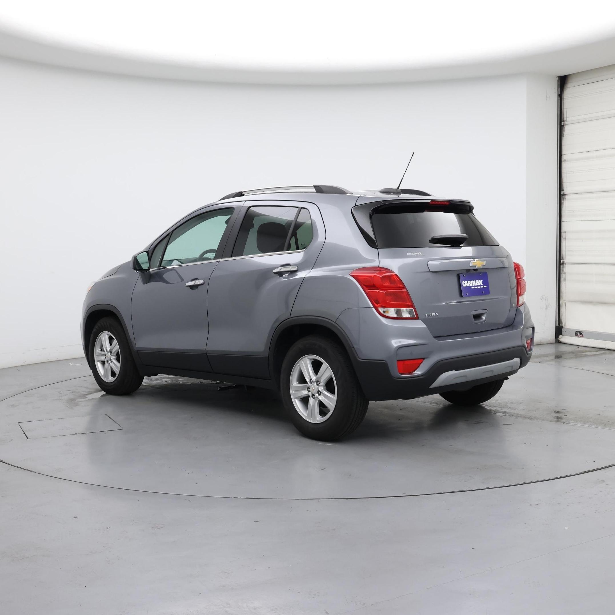 Thumbnail: 2019 Chevrolet Trax - 2