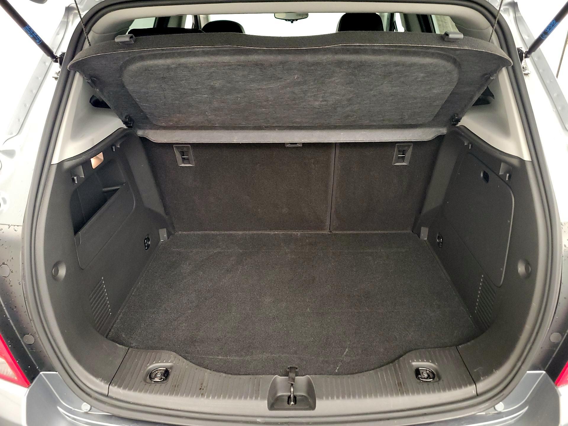 Thumbnail: 2019 Chevrolet Trax - 19