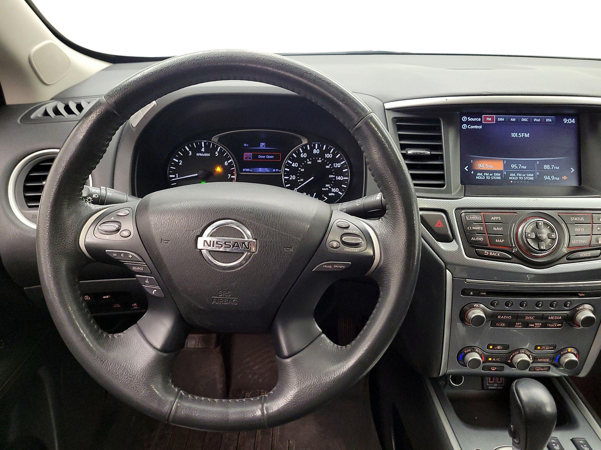 Thumbnail: 2018 Nissan Pathfinder - 10