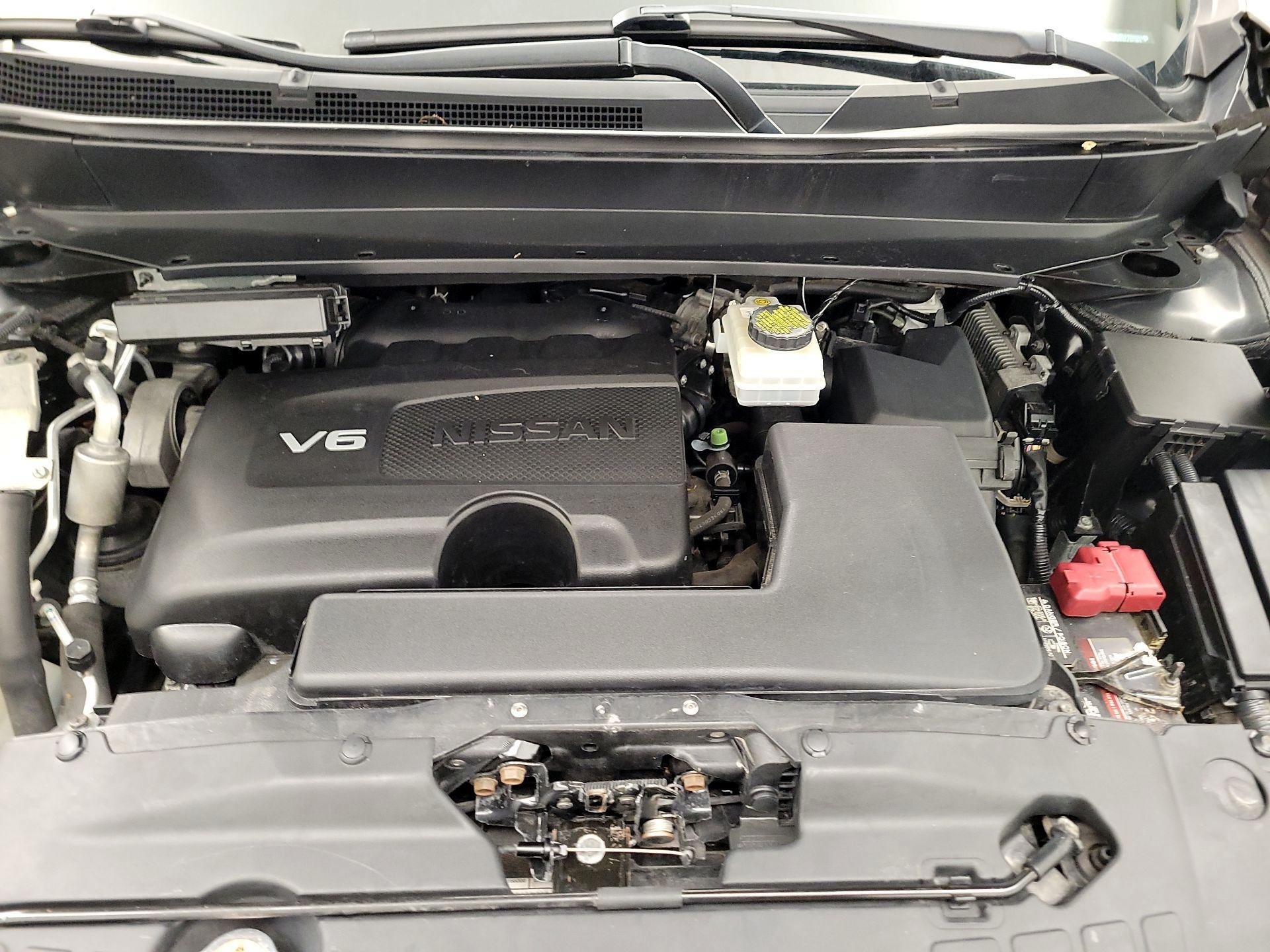 Thumbnail: 2018 Nissan Pathfinder - 17