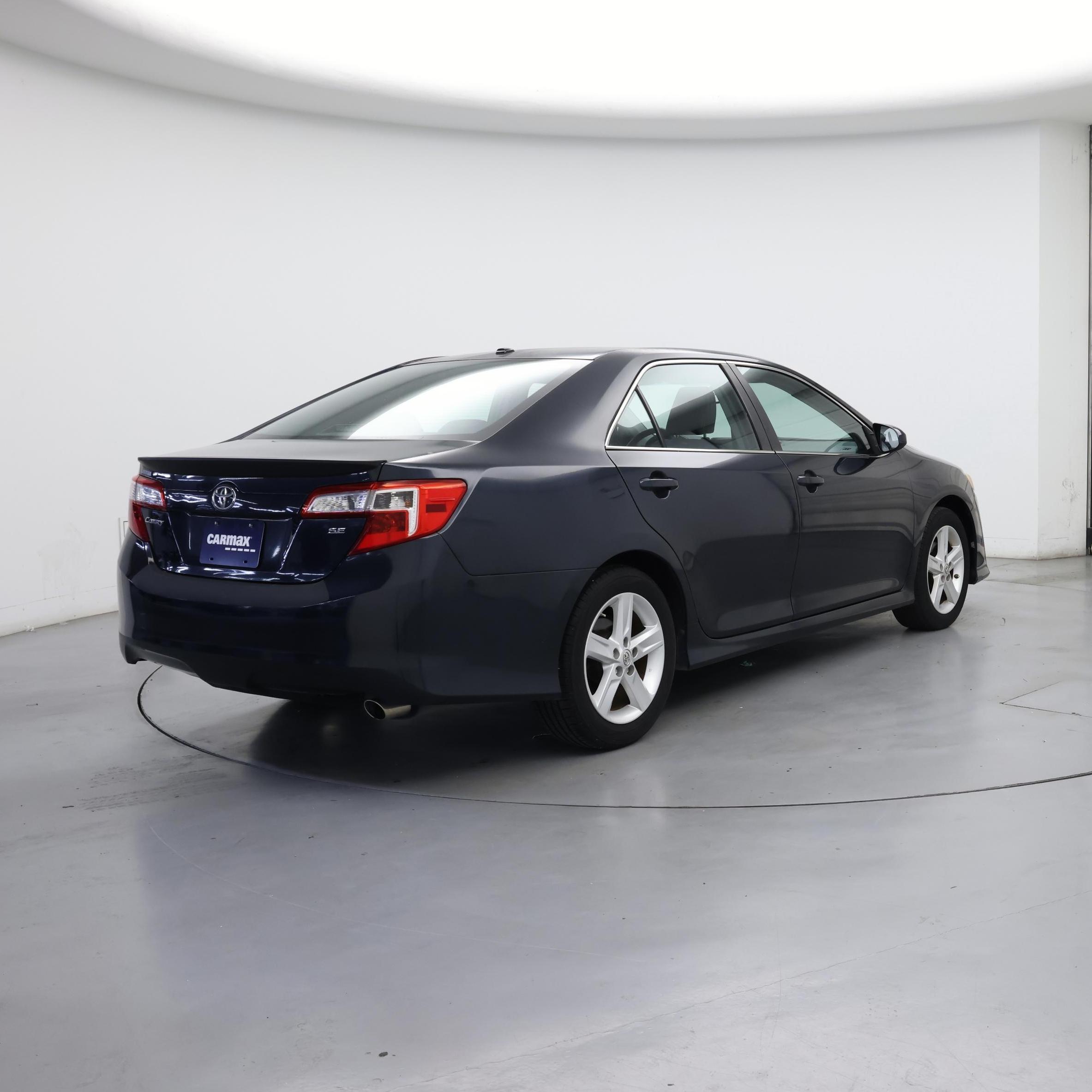 Thumbnail: 2014 Toyota Camry - 8