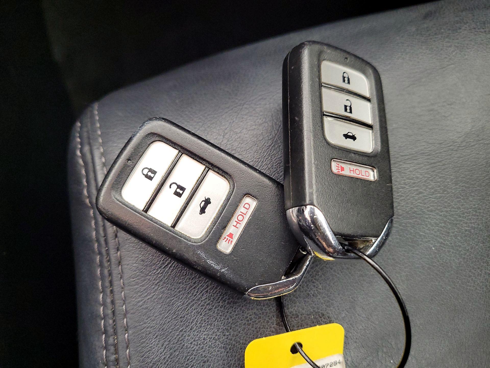Thumbnail: 2014 Honda Civic - 18