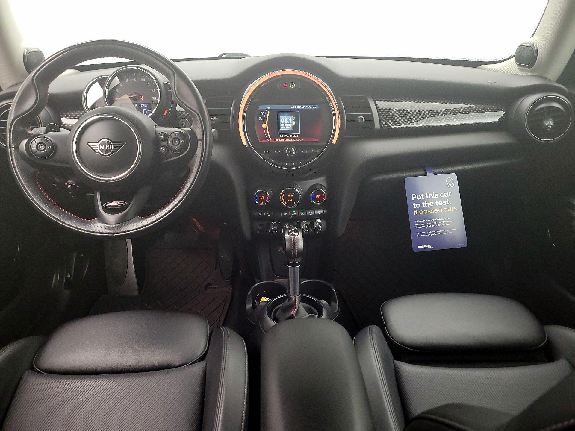 Thumbnail: 2019 MINI Cooper Hardtop - 9