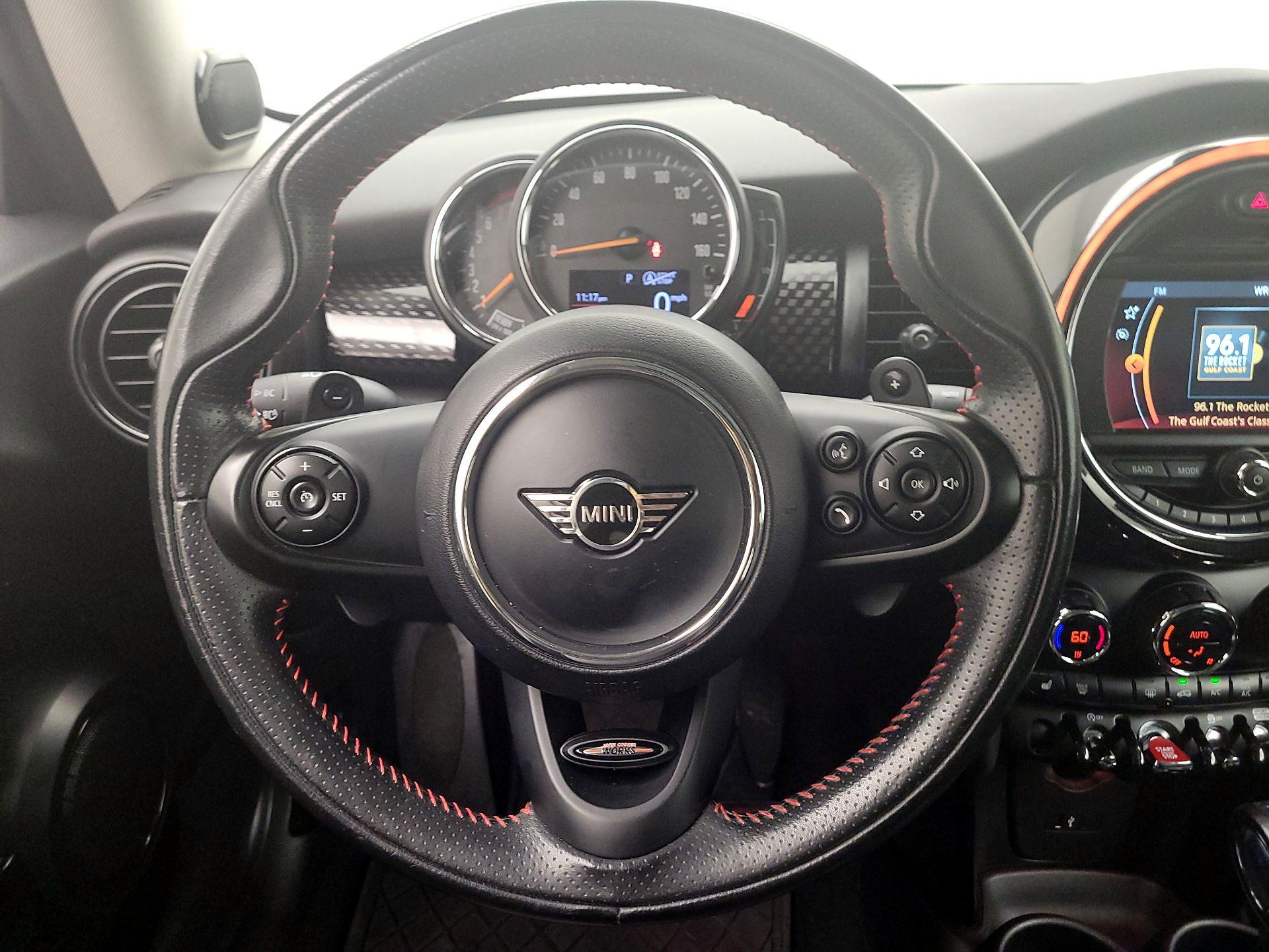 Thumbnail: 2019 MINI Cooper Hardtop - 10