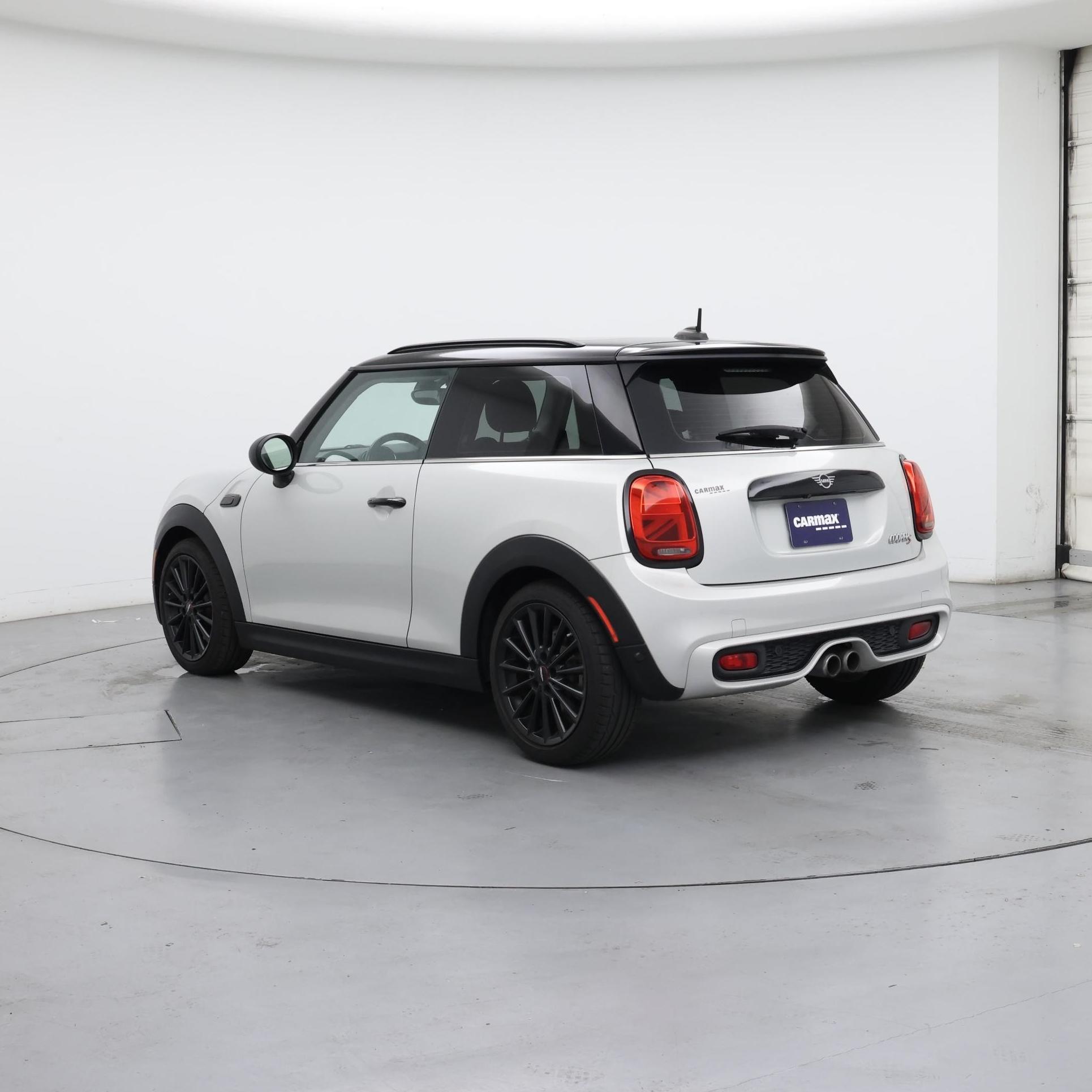 Thumbnail: 2019 MINI Cooper Hardtop - 2