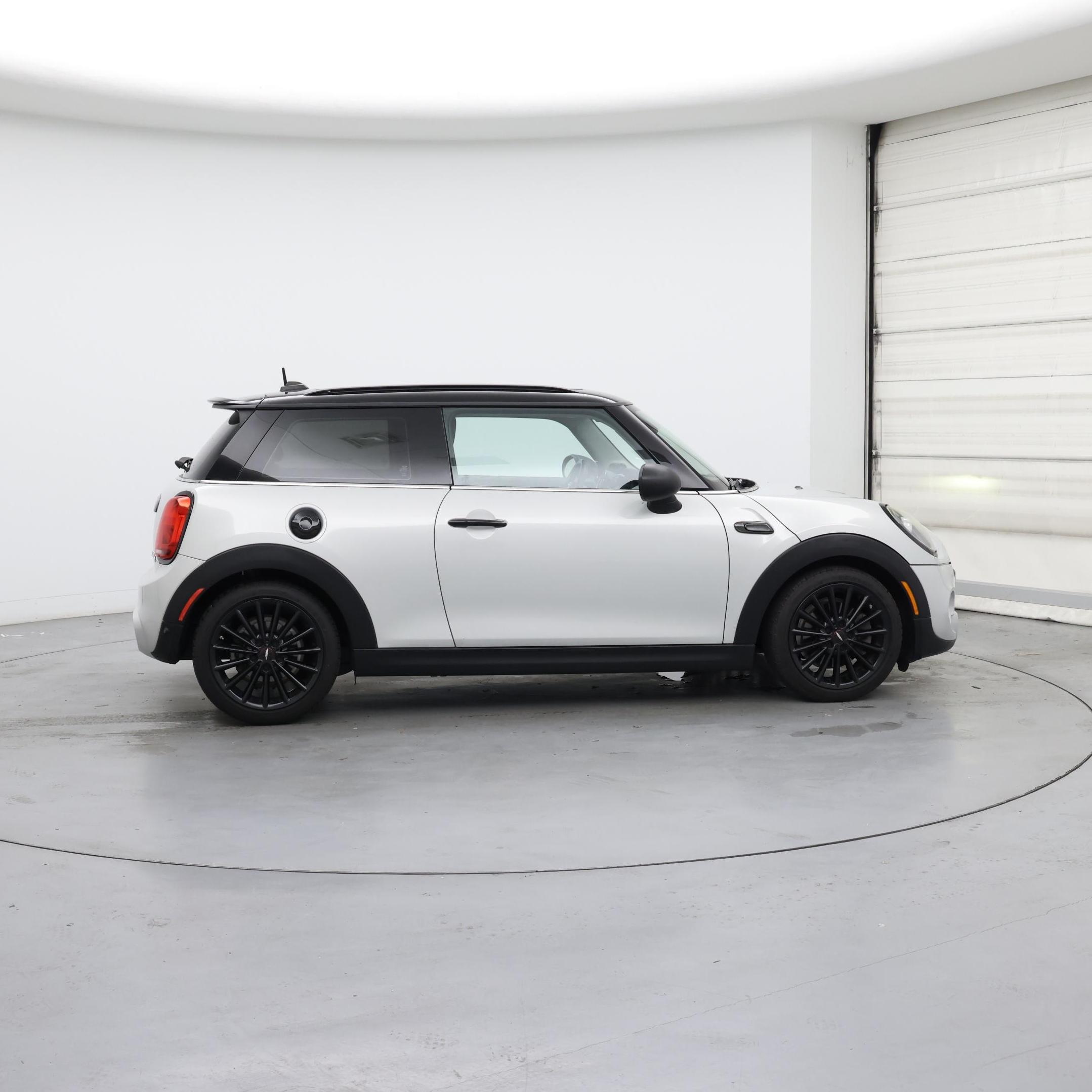 Thumbnail: 2019 MINI Cooper Hardtop - 7