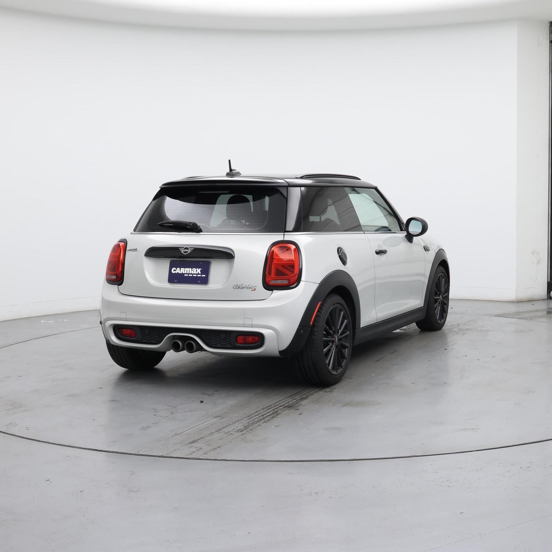 Thumbnail: 2019 MINI Cooper Hardtop - 8