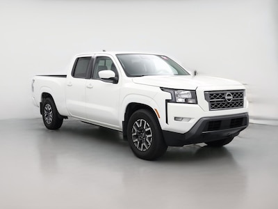 White 2023 Nissan Frontier SV