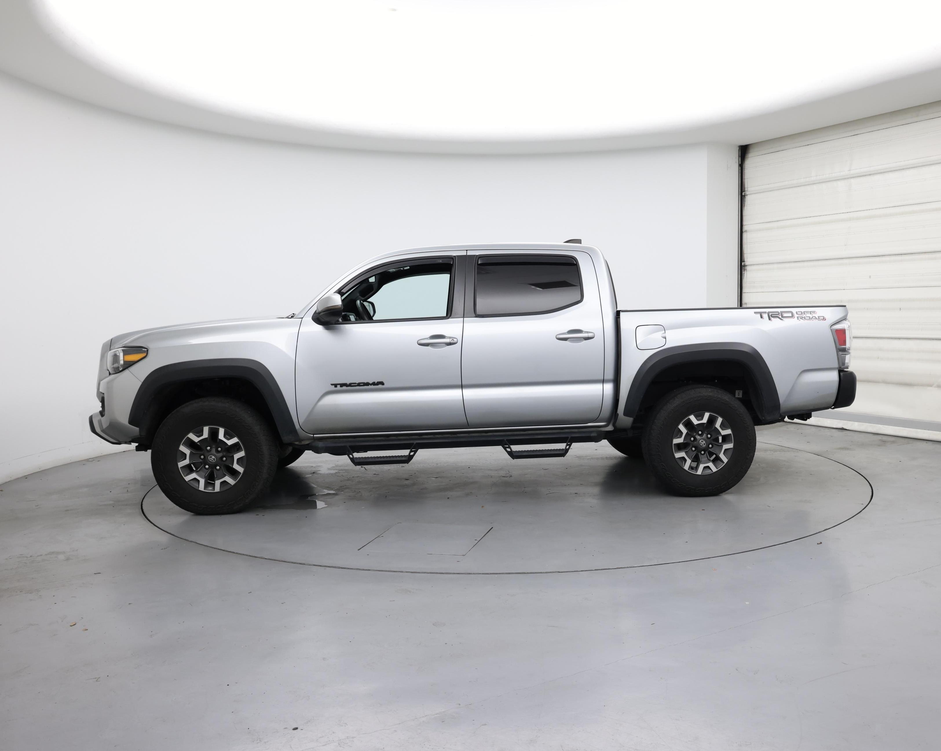 Thumbnail: 2023 Toyota Tacoma - 3