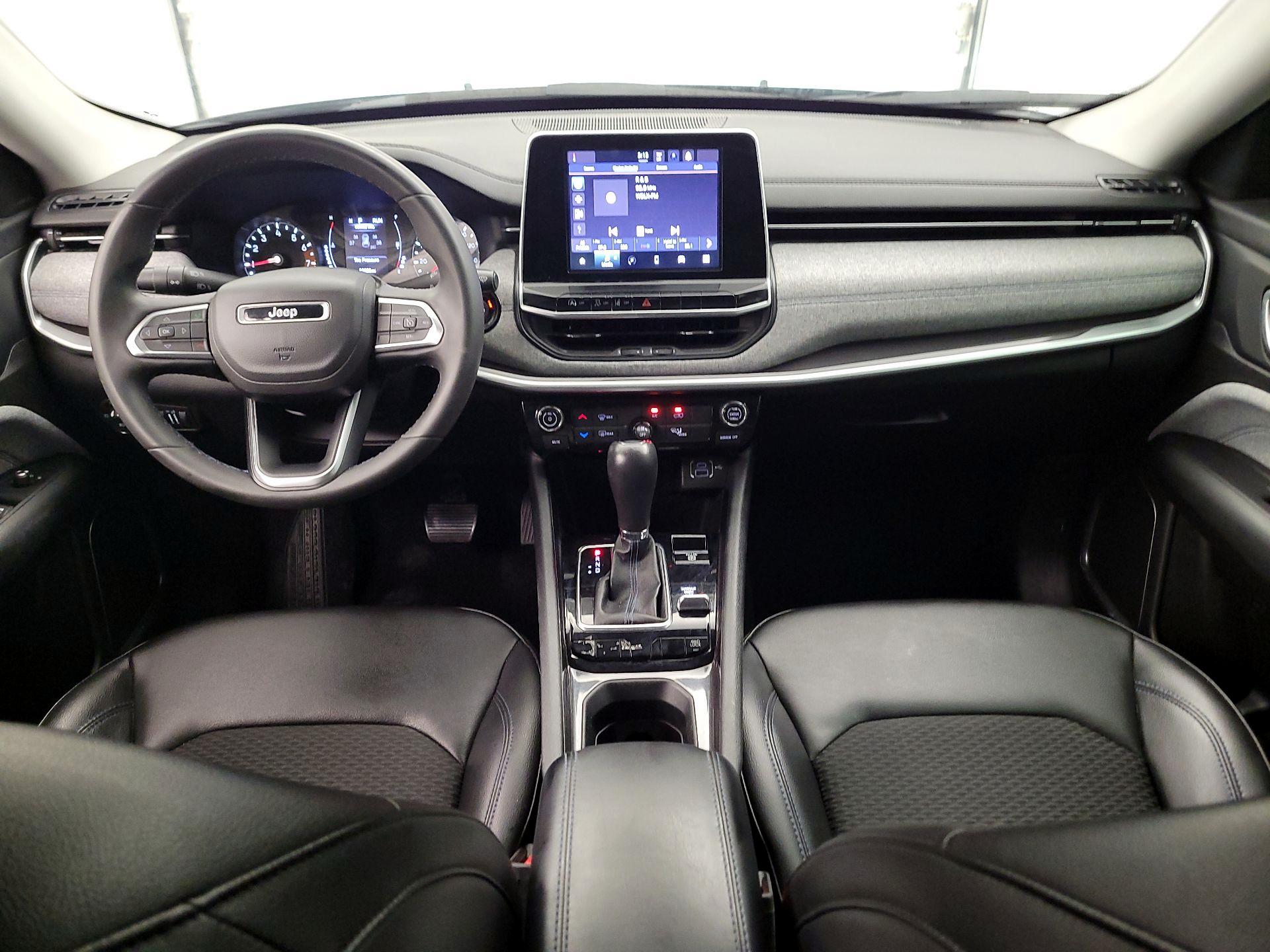 Thumbnail: 2022 Jeep Compass - 9