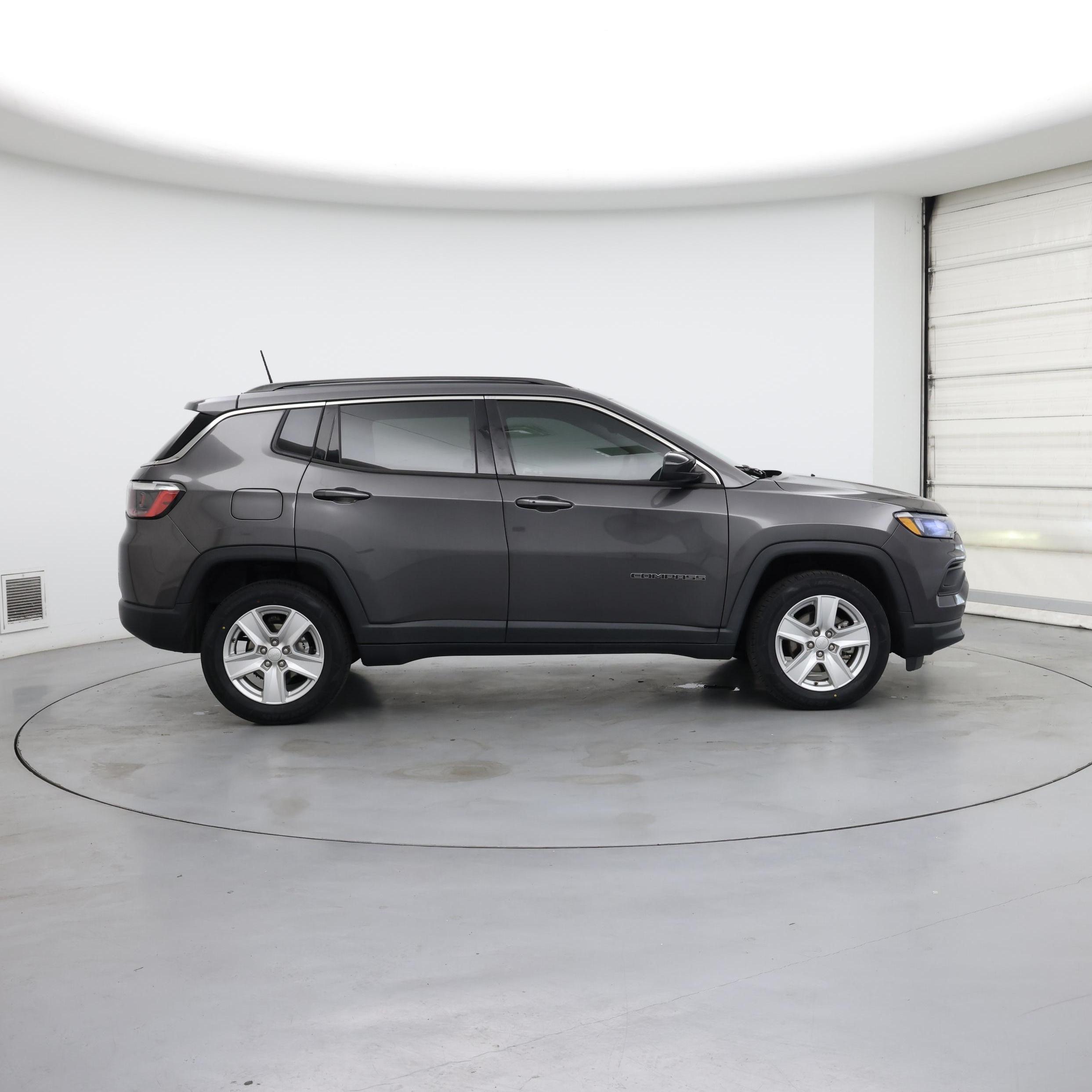 Thumbnail: 2022 Jeep Compass - 7