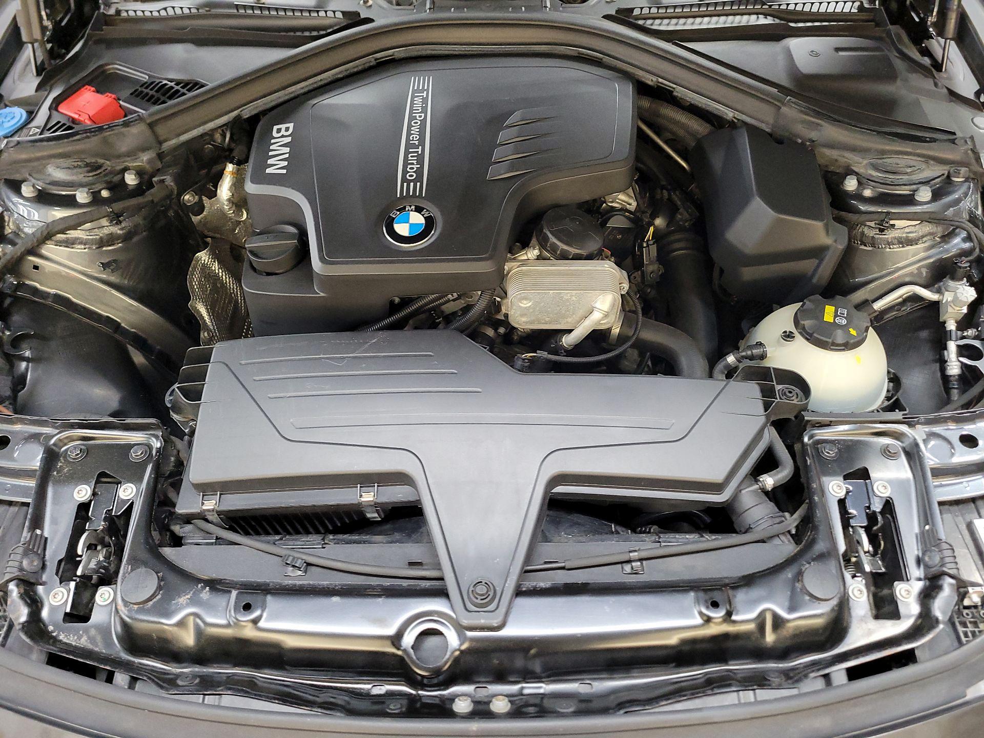 Thumbnail: 2018 BMW 3 Series - 20