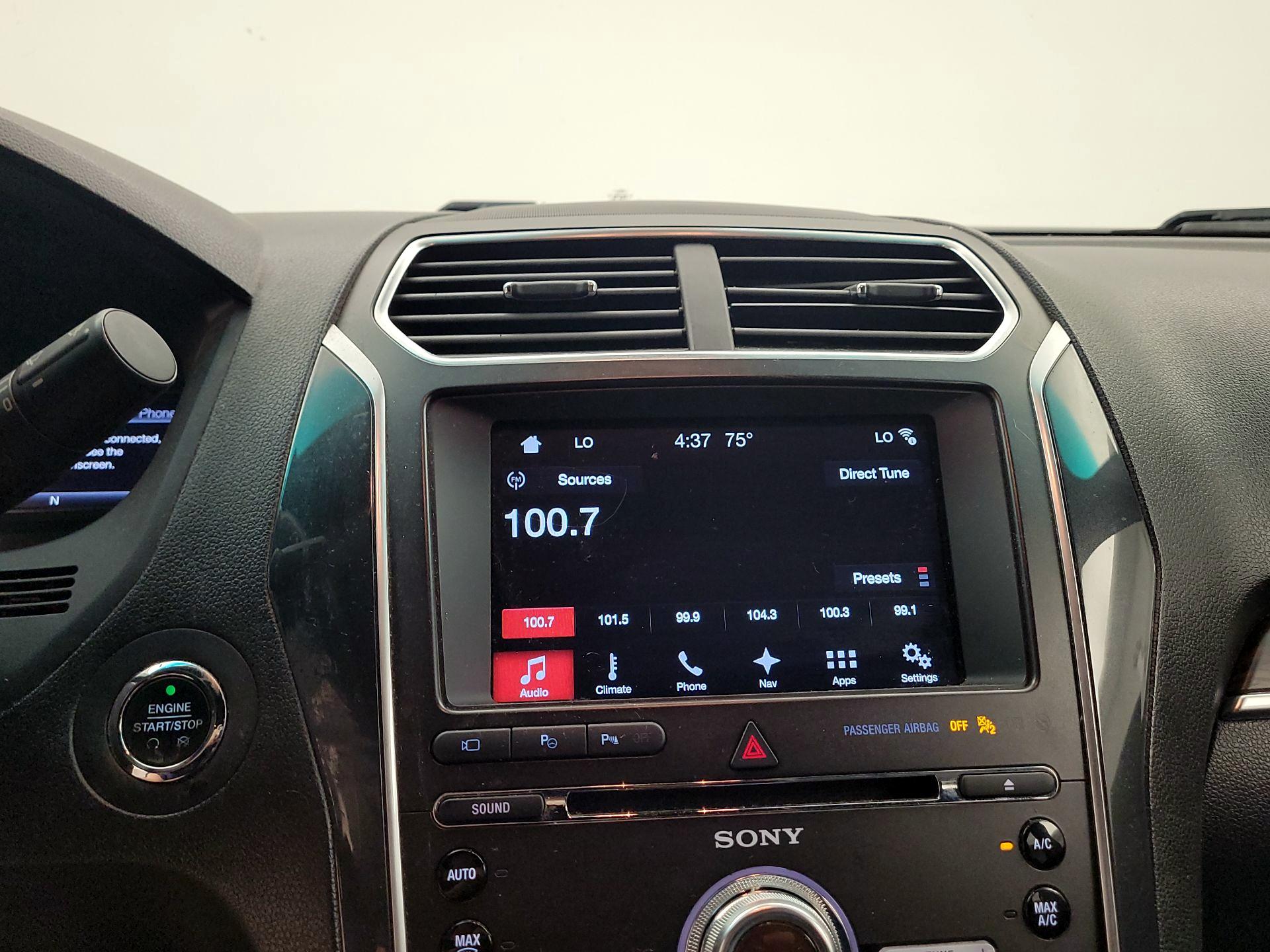 Thumbnail: 2017 Ford Explorer - 15