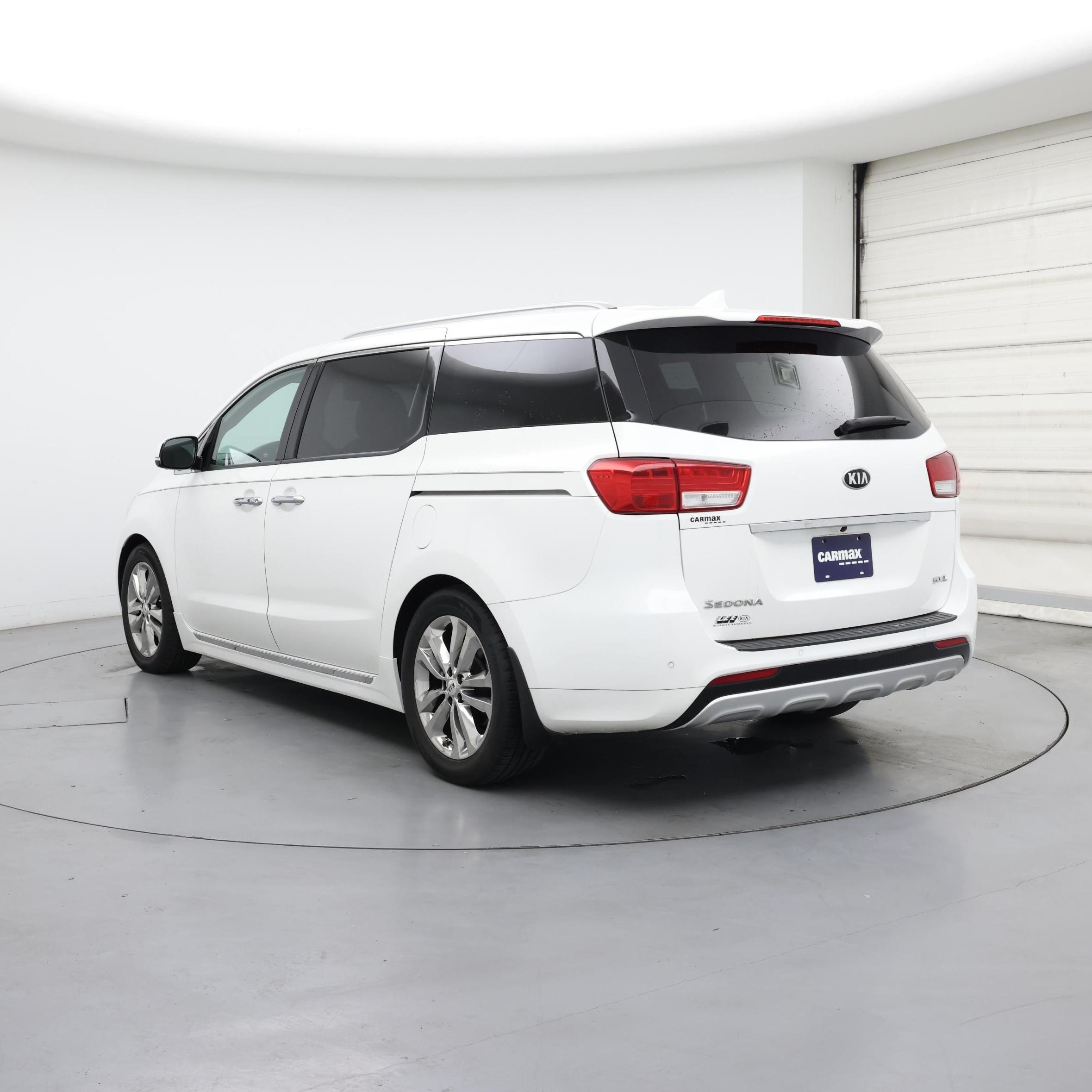 Thumbnail: 2017 Kia Sedona - 2
