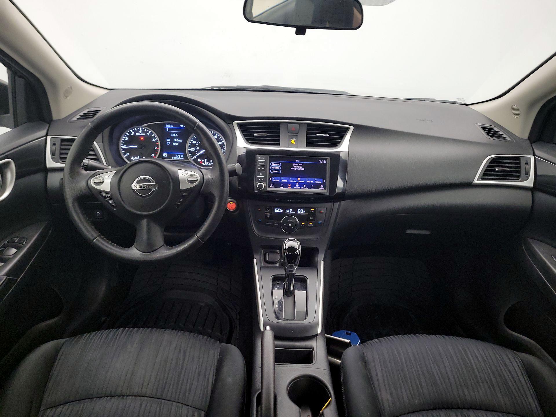 Thumbnail: 2019 Nissan Sentra - 9